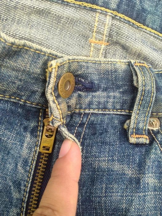 Japanese Brand DISTRESSED LEVIS LOT 503 STRAIGHTCUT JEAN Size US 32 / EU 48 - 3 Thumbnail