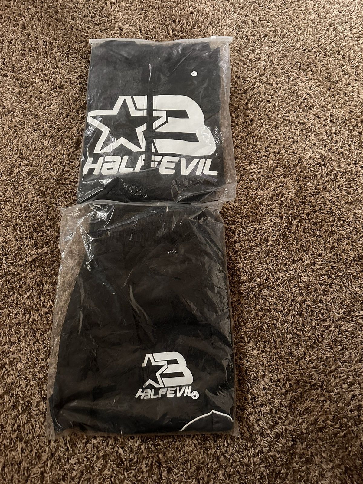 Half Evil Half evil ender track suit Size US XL / EU 56 / 4 - 4 Thumbnail