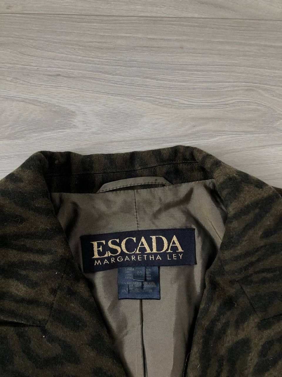 Escada RARE🔥VINTAGE ESCADA MARGARETHA LEY Size S / US 4 / IT 40 - 7 Thumbnail