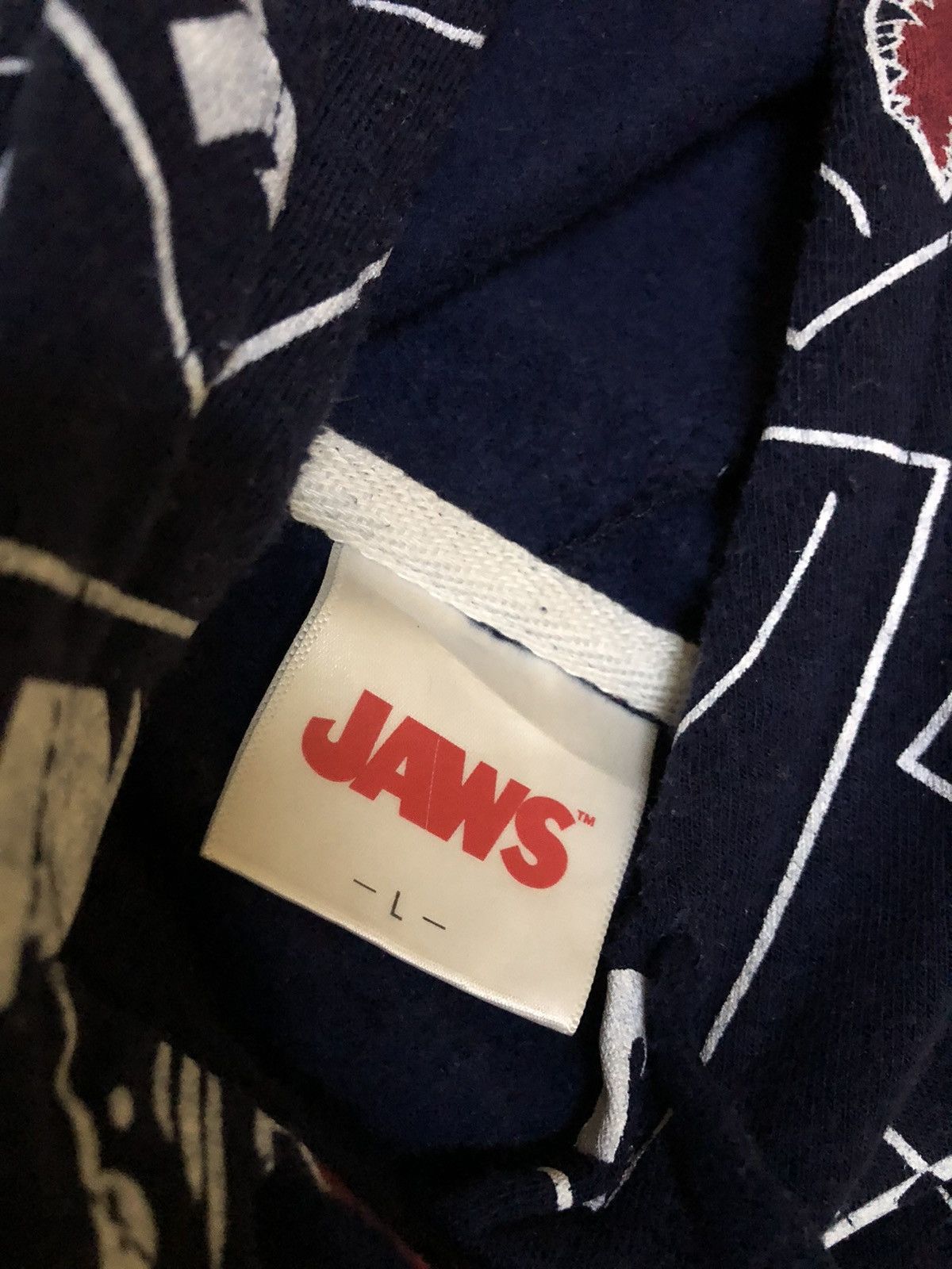 Cartoon Network × Japanese Brand × Vintage Grailed🔥JAWS Hoodies Full Print Size US L / EU 52-54 / 3 - 4 Thumbnail