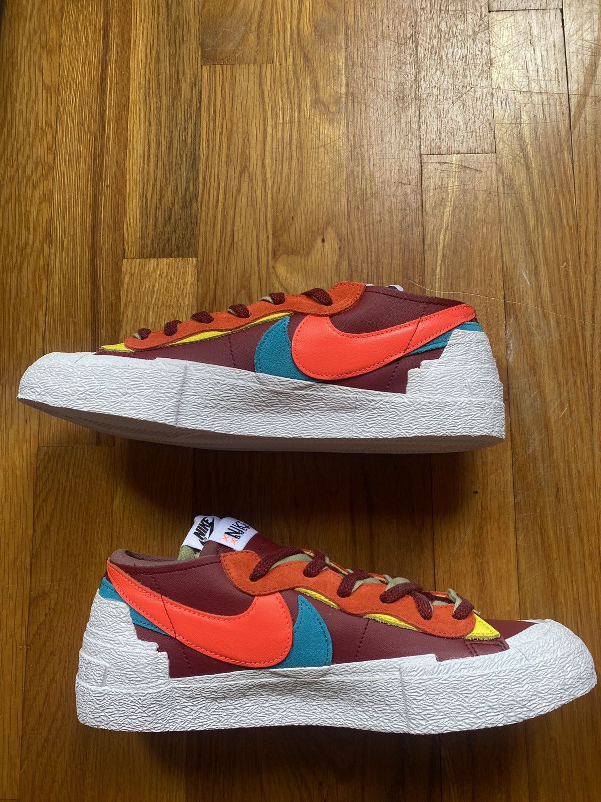 Kaws × Nike × Sacai Nike blazer low Size US 10.5 / EU 43-44 - 2 Thumbnail