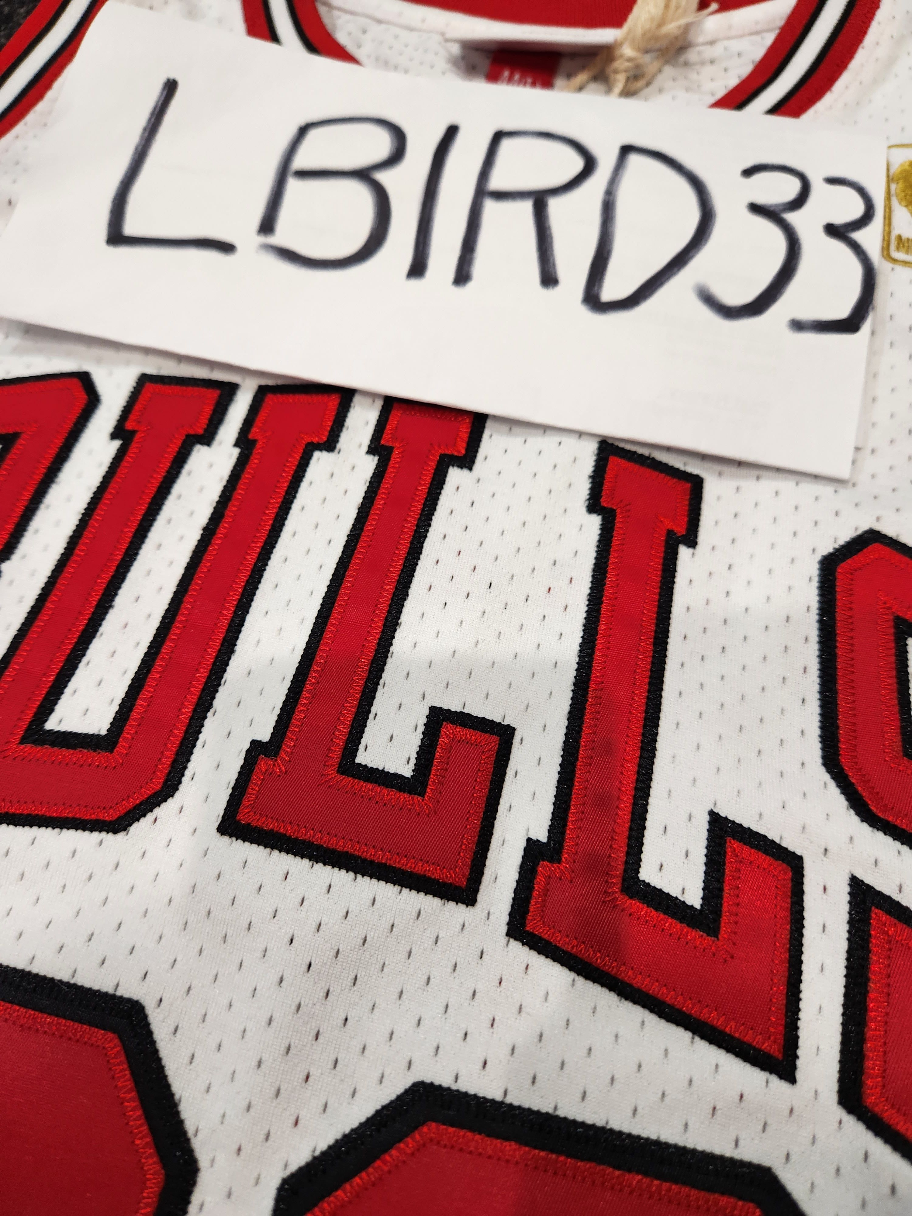 Mitchell & Ness × NBA Chicago bulls jordan authentic nba finals jersey L Size US L / EU 52-54 / 3 - 3 Thumbnail