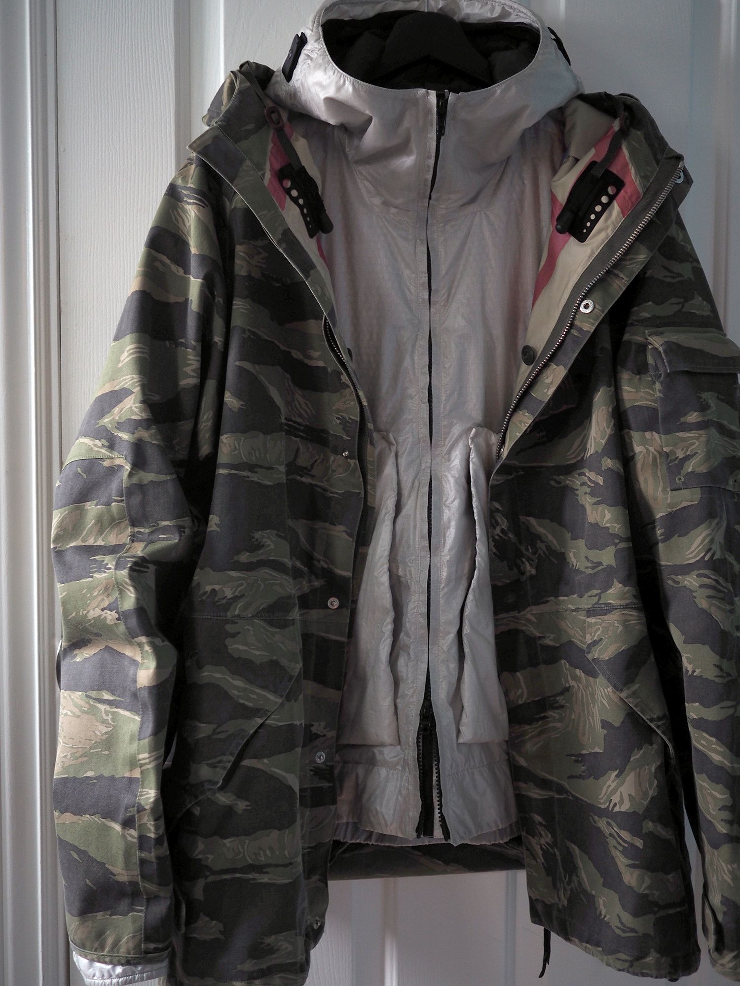 Visvim Visvim Nomad A/W 07' - Tiger Camo - XL Size US XL / EU 56 / 4 - 6 Thumbnail