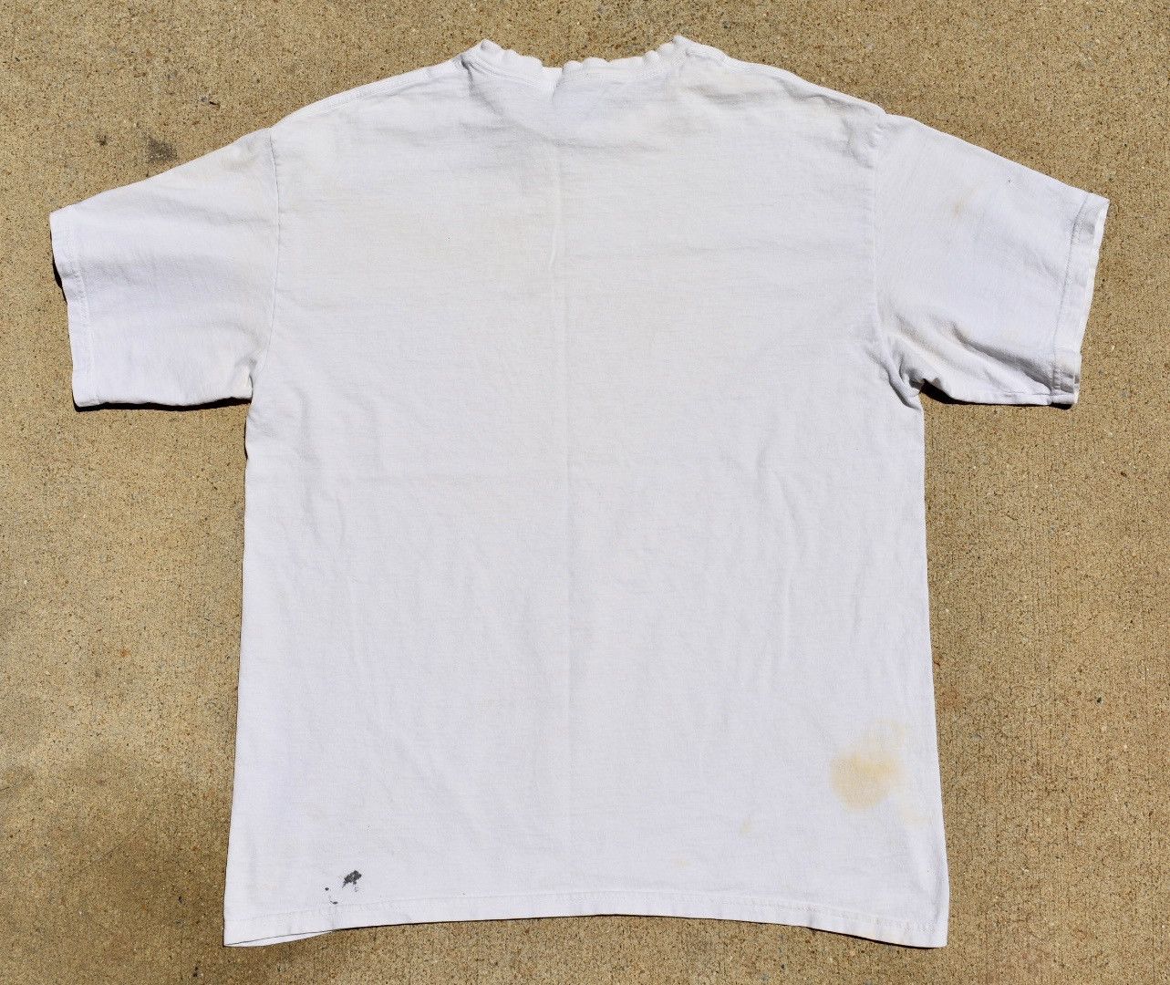 Nike × Vintage Distressed Vintage Nike Center Swoosh T-Shirt (L) Size US L / EU 52-54 / 3 - 2 Thumbnail