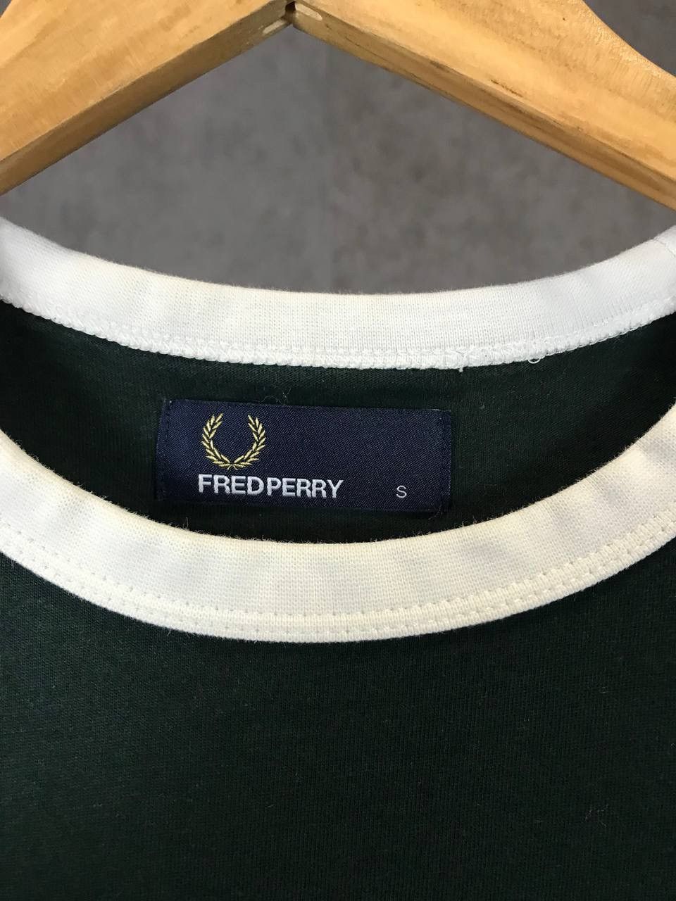 Designer Fred Perry casual streetwear designer tee Size US S / EU 44-46 / 1 - 3 Thumbnail
