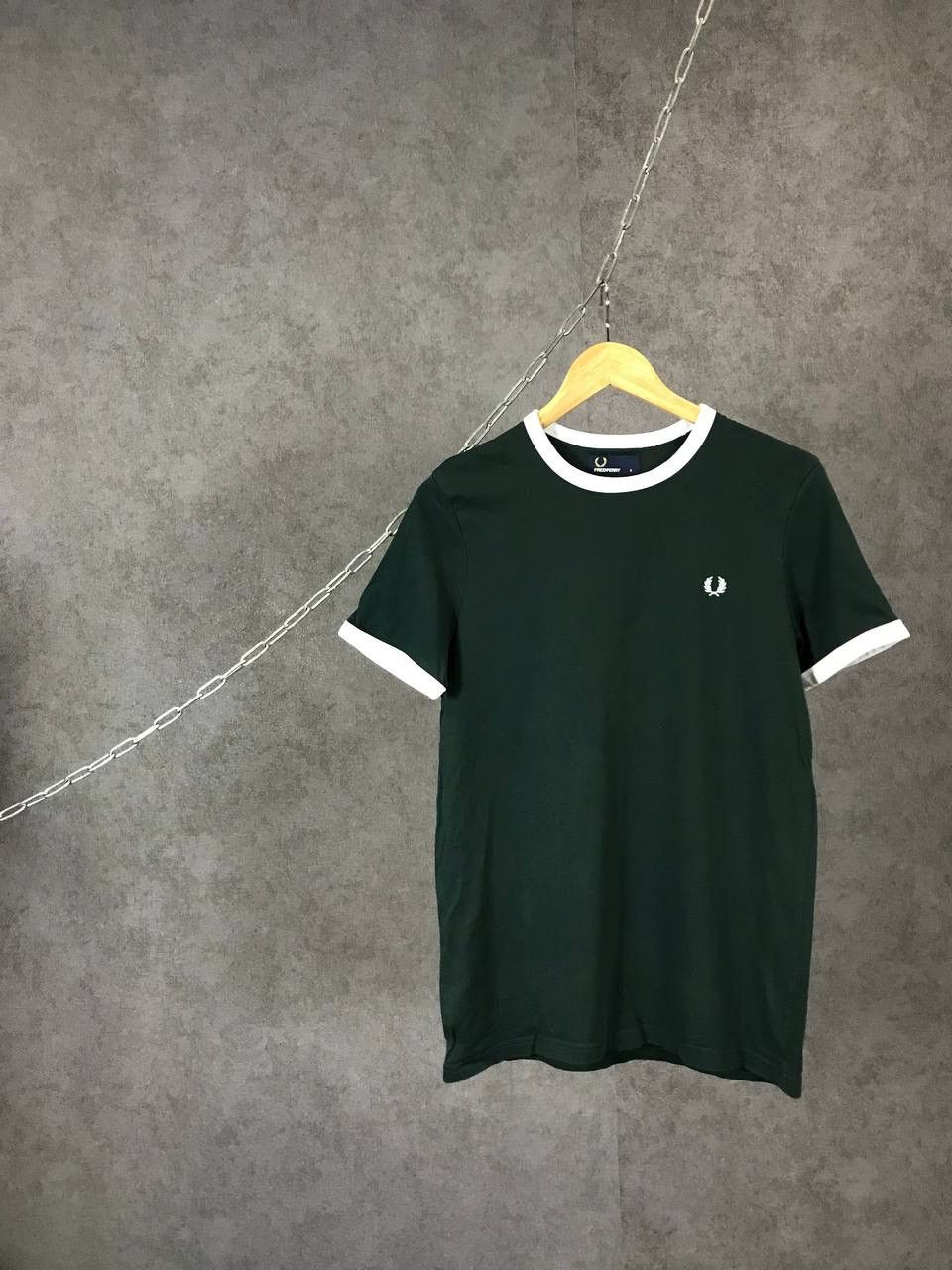 Designer Fred Perry casual streetwear designer tee Size US S / EU 44-46 / 1 - 1 Thumbnail