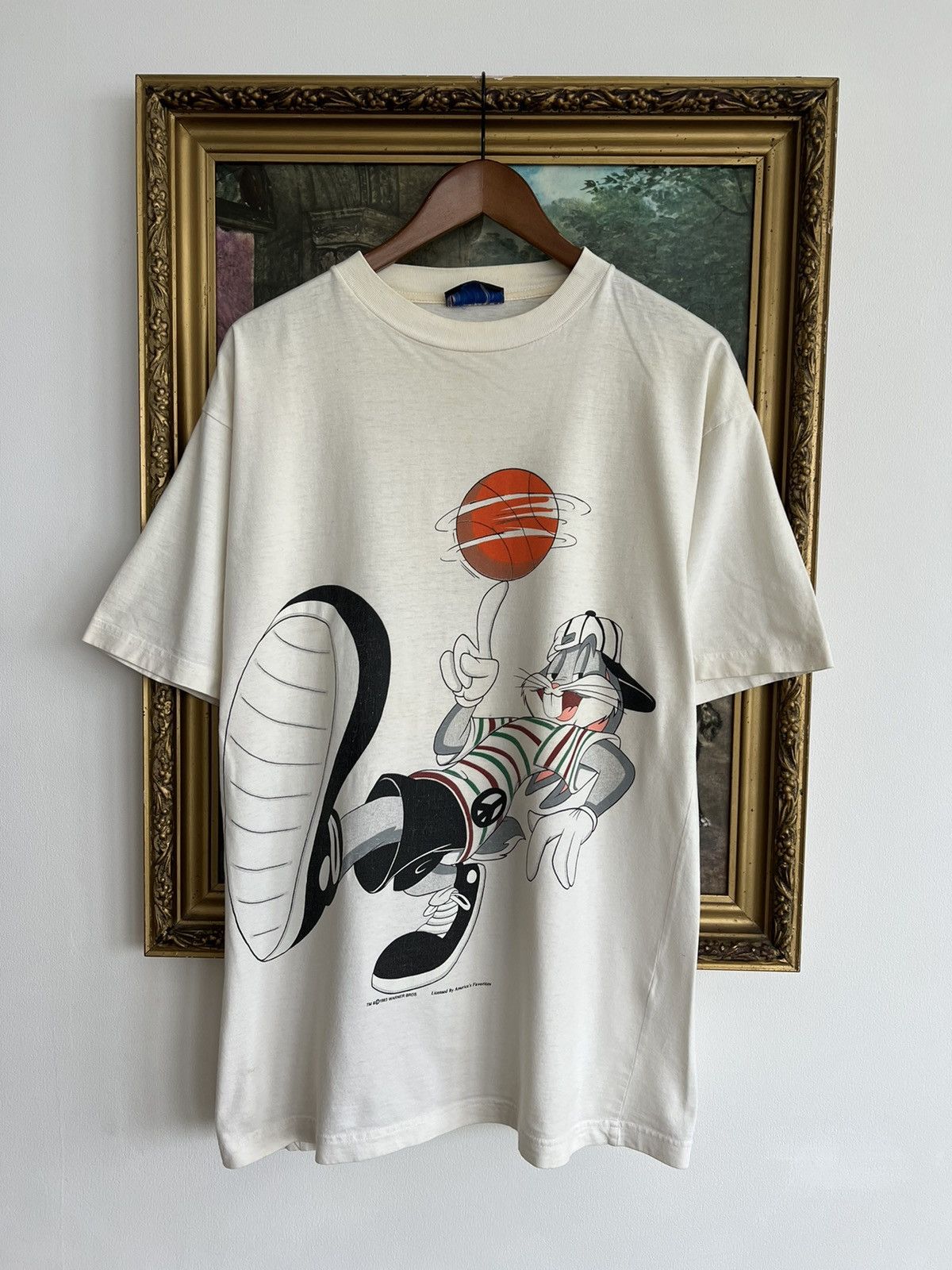 Band Tees × Vintage × Warner Bros Vintage 1993 Warner Bros Bags Bunny NBA Space Jam White Tee Size US L / EU 52-54 / 3 - 1 Thumbnail