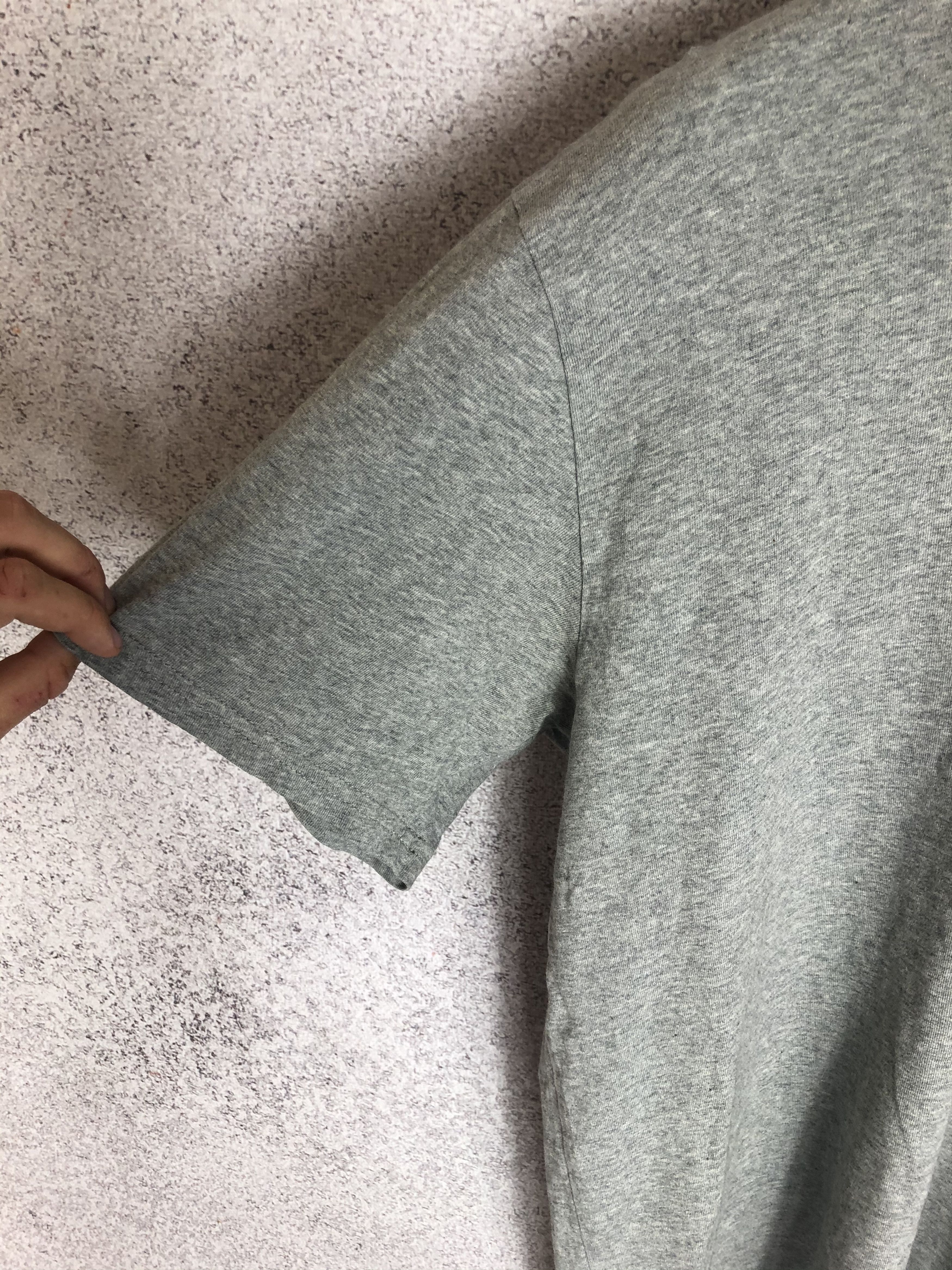 Carhartt Wip × Vintage Vintage Carhartt Wip Pocket T Shirt Size US L / EU 52-54 / 3 - 5 Thumbnail