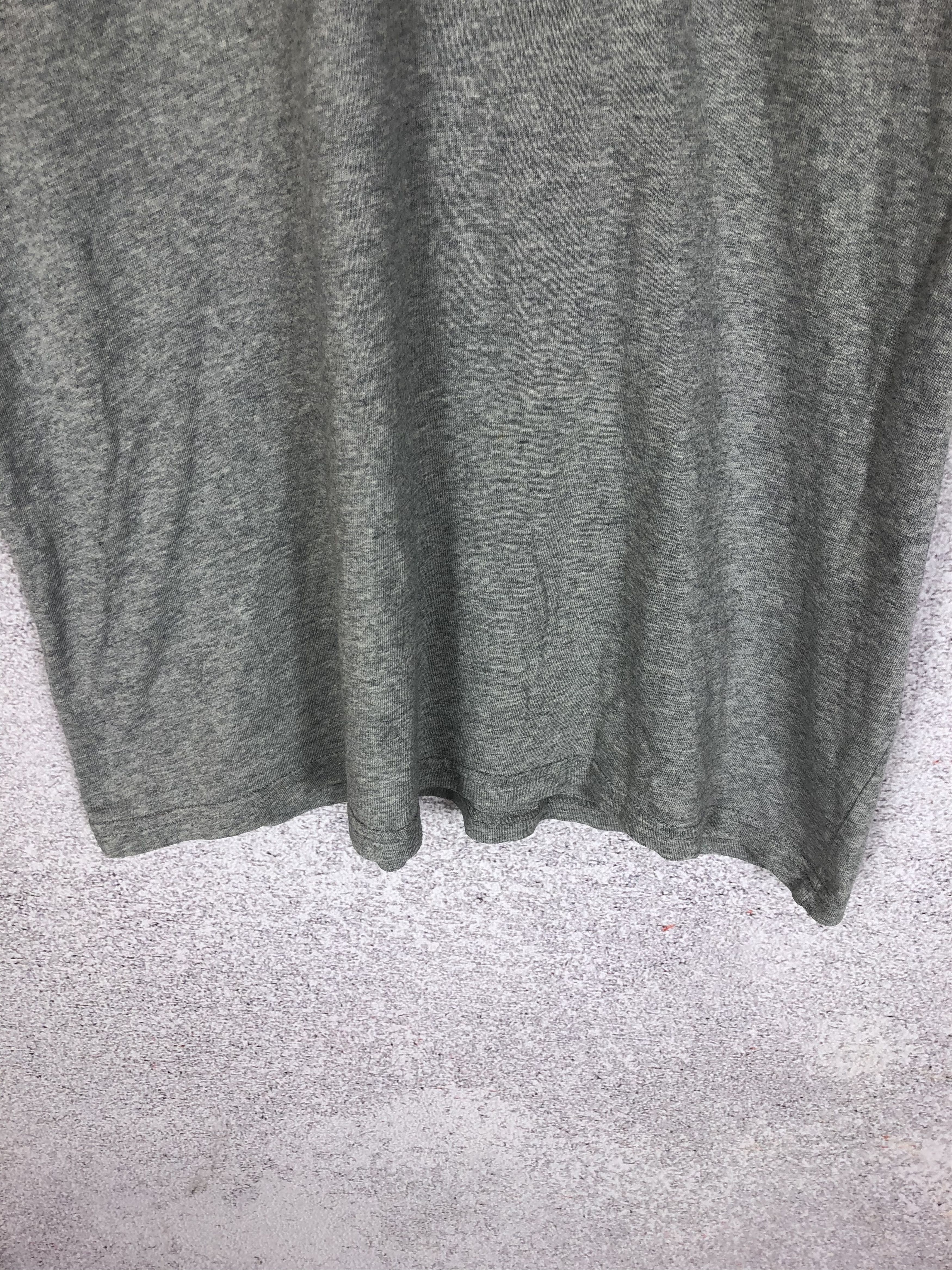 Carhartt Wip × Vintage Vintage Carhartt Wip Pocket T Shirt Size US L / EU 52-54 / 3 - 4 Thumbnail