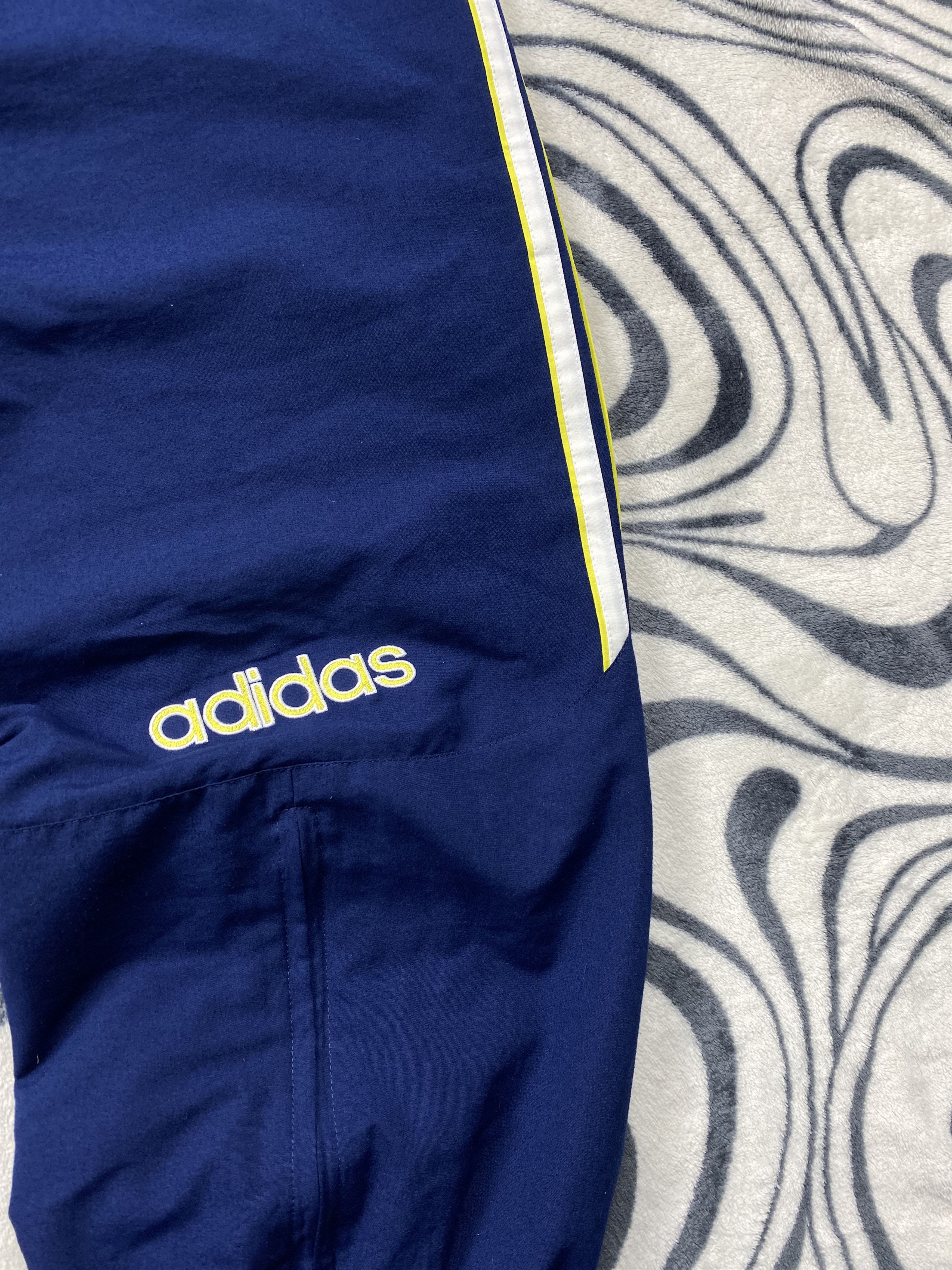 Adidas Adidas Vintage Mens Nylon Baggy Track Pants Y2K Size US 34 / EU 50 - 8 Thumbnail