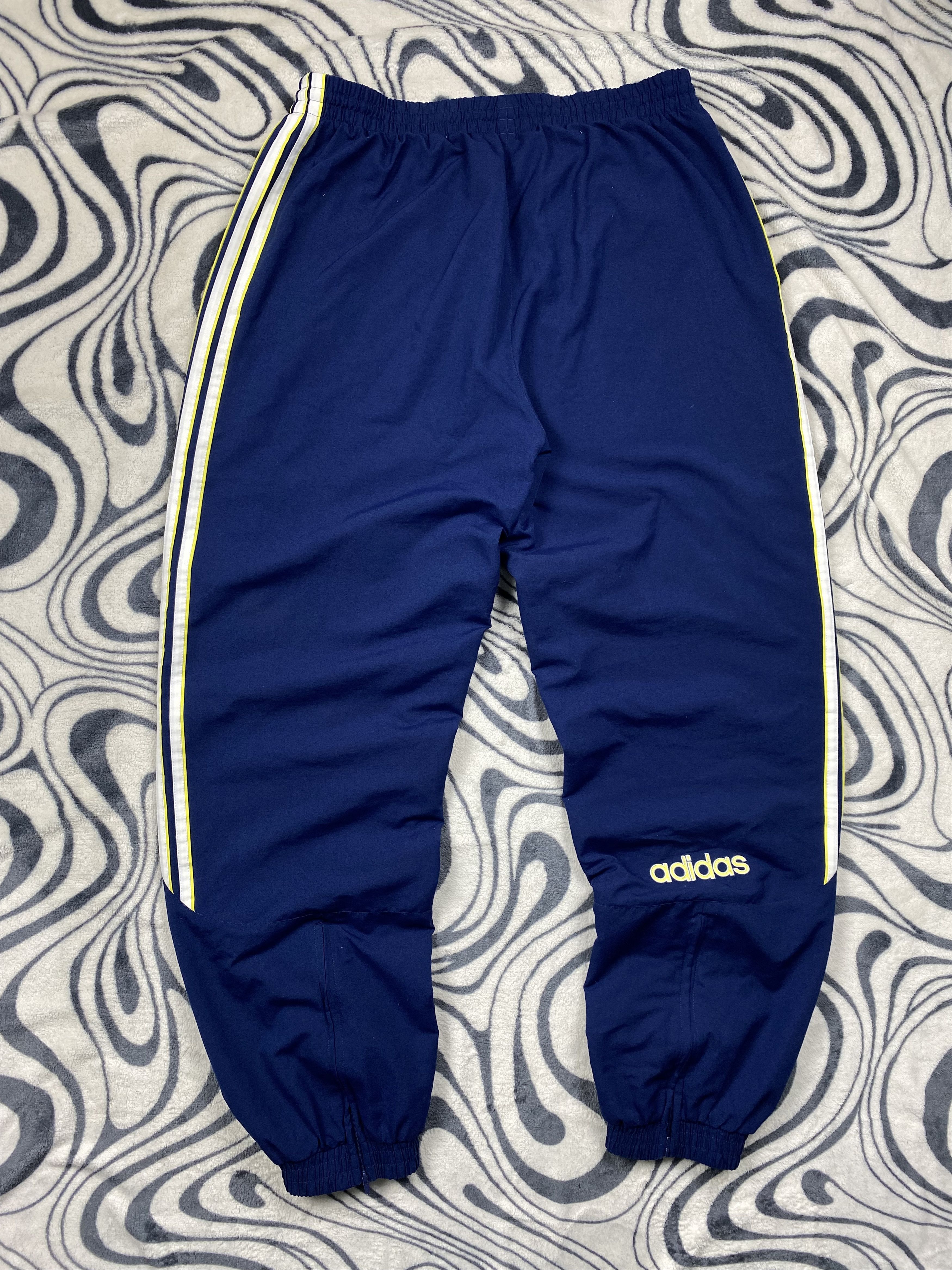 Adidas Adidas Vintage Mens Nylon Baggy Track Pants Y2K Size US 34 / EU 50 - 7 Thumbnail
