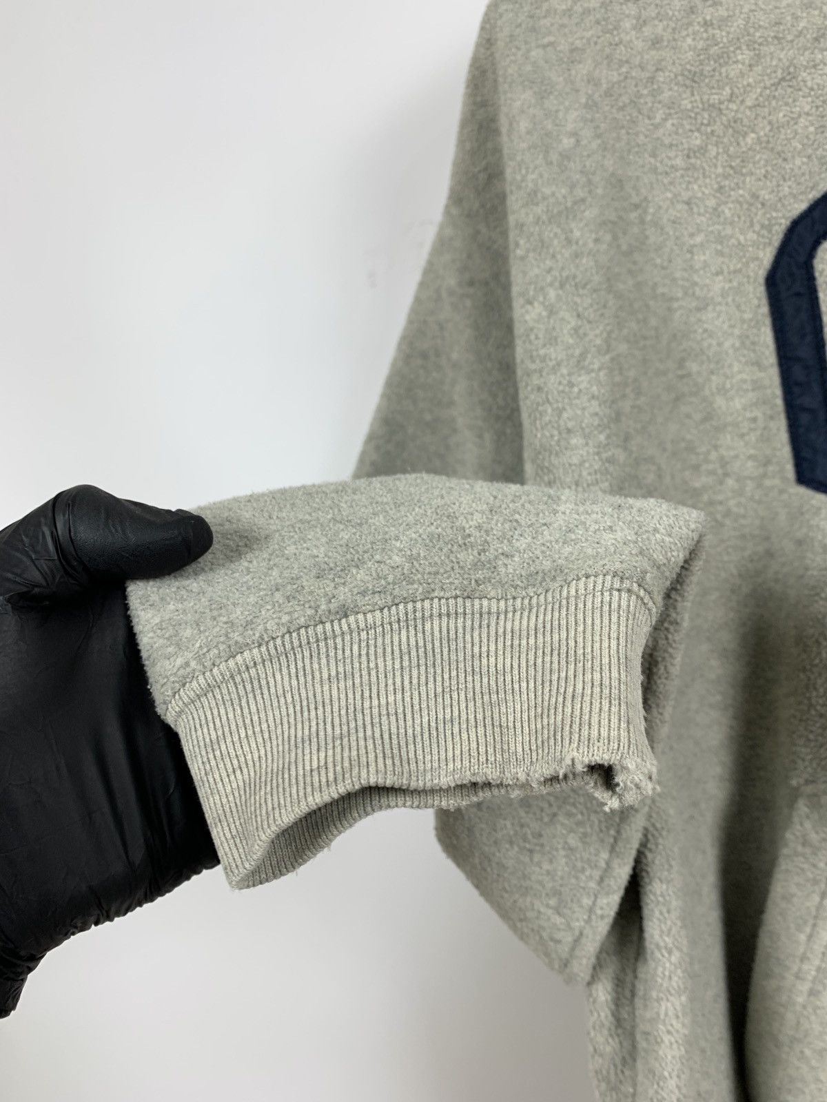 Gap Vintage GAP Oversized Big Logo Fleece Hoodie Made In Korea Size US S / EU 44-46 / 1 - 16 Thumbnail