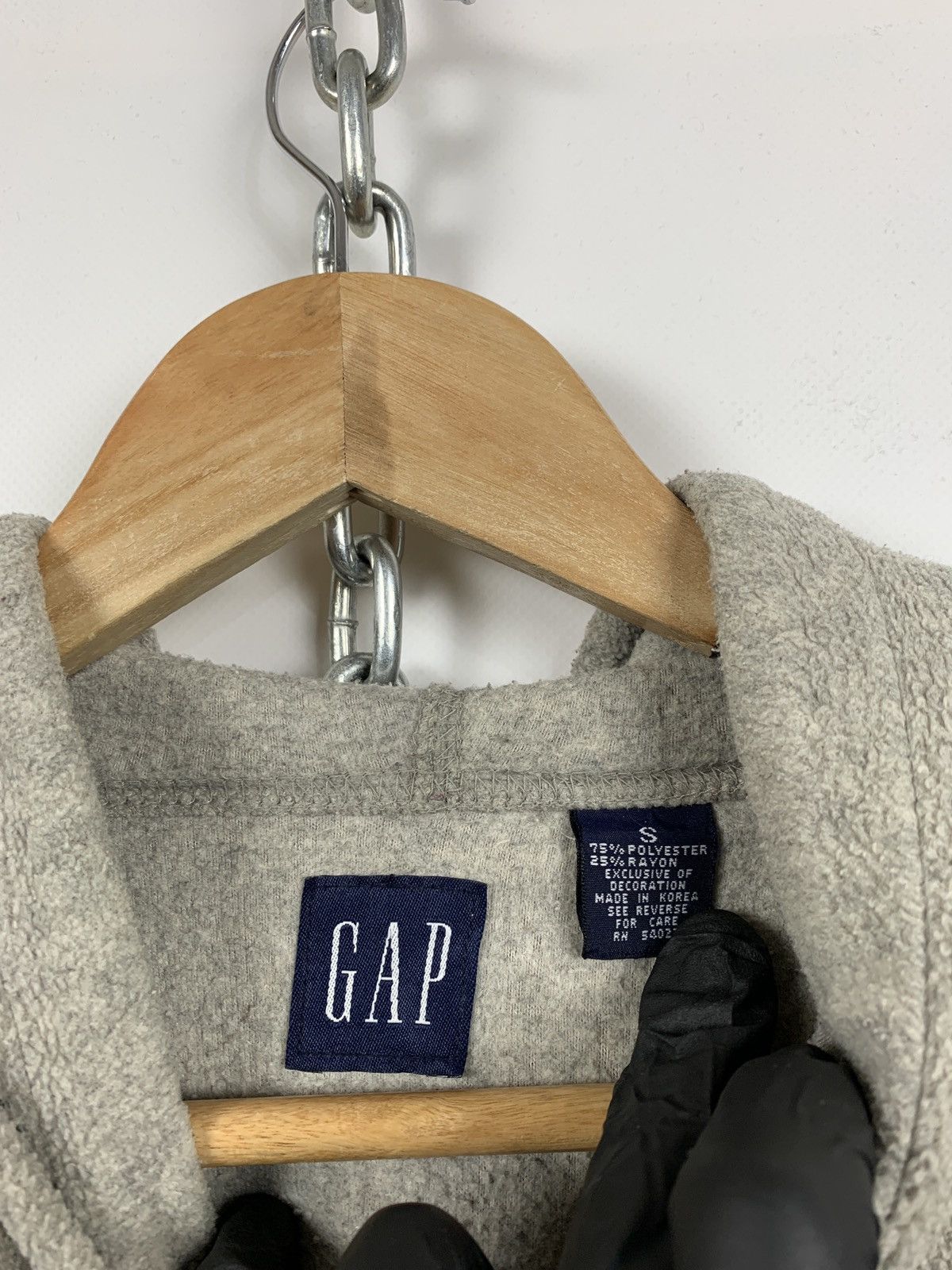 Gap Vintage GAP Oversized Big Logo Fleece Hoodie Made In Korea Size US S / EU 44-46 / 1 - 18 Thumbnail