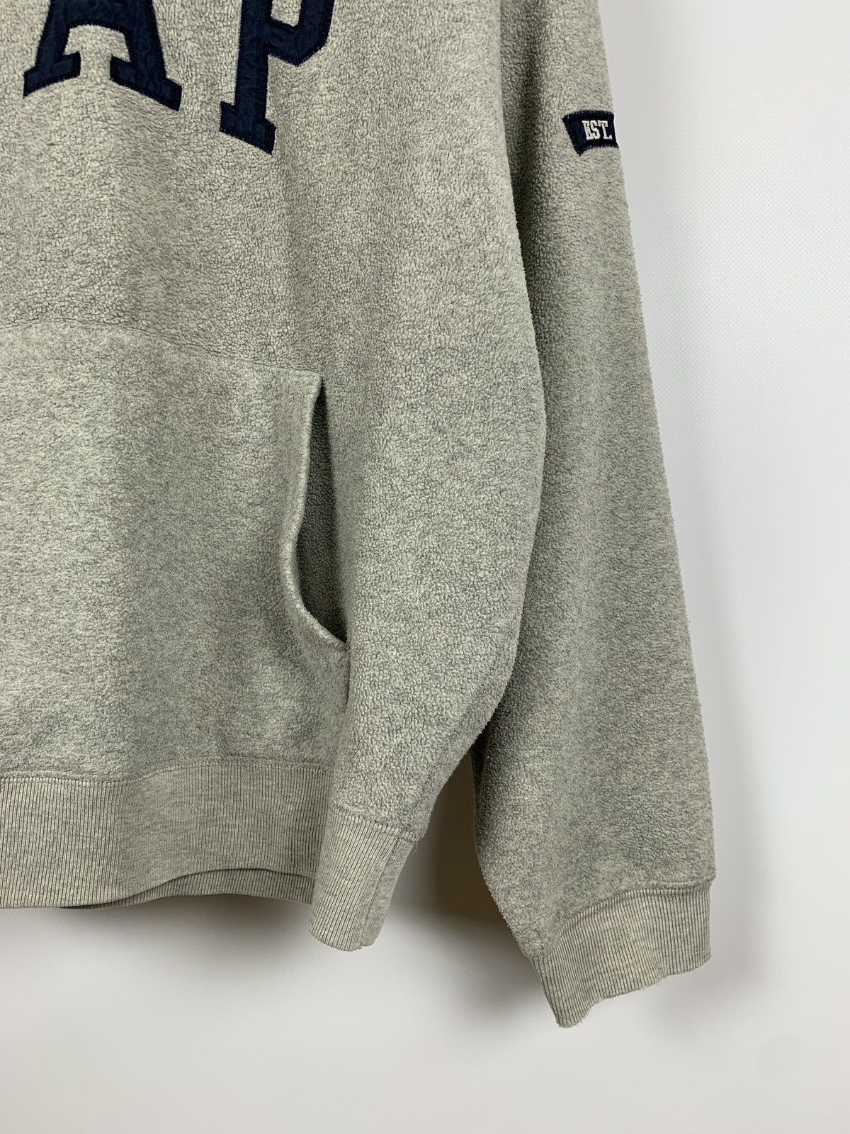 Gap Vintage GAP Oversized Big Logo Fleece Hoodie Made In Korea Size US S / EU 44-46 / 1 - 11 Thumbnail