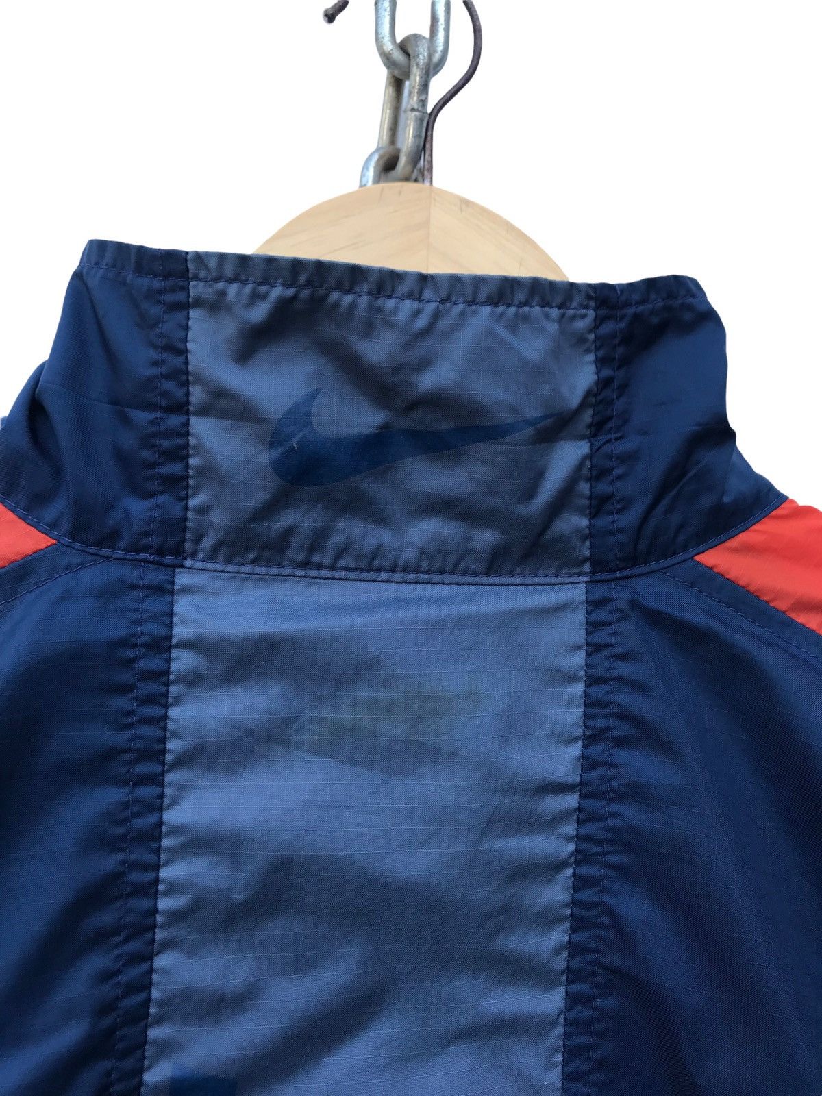 Nike Vintage 90s Nike Swoosh Windbreaker Jacket Size US L / EU 52-54 / 3 - 7 Thumbnail