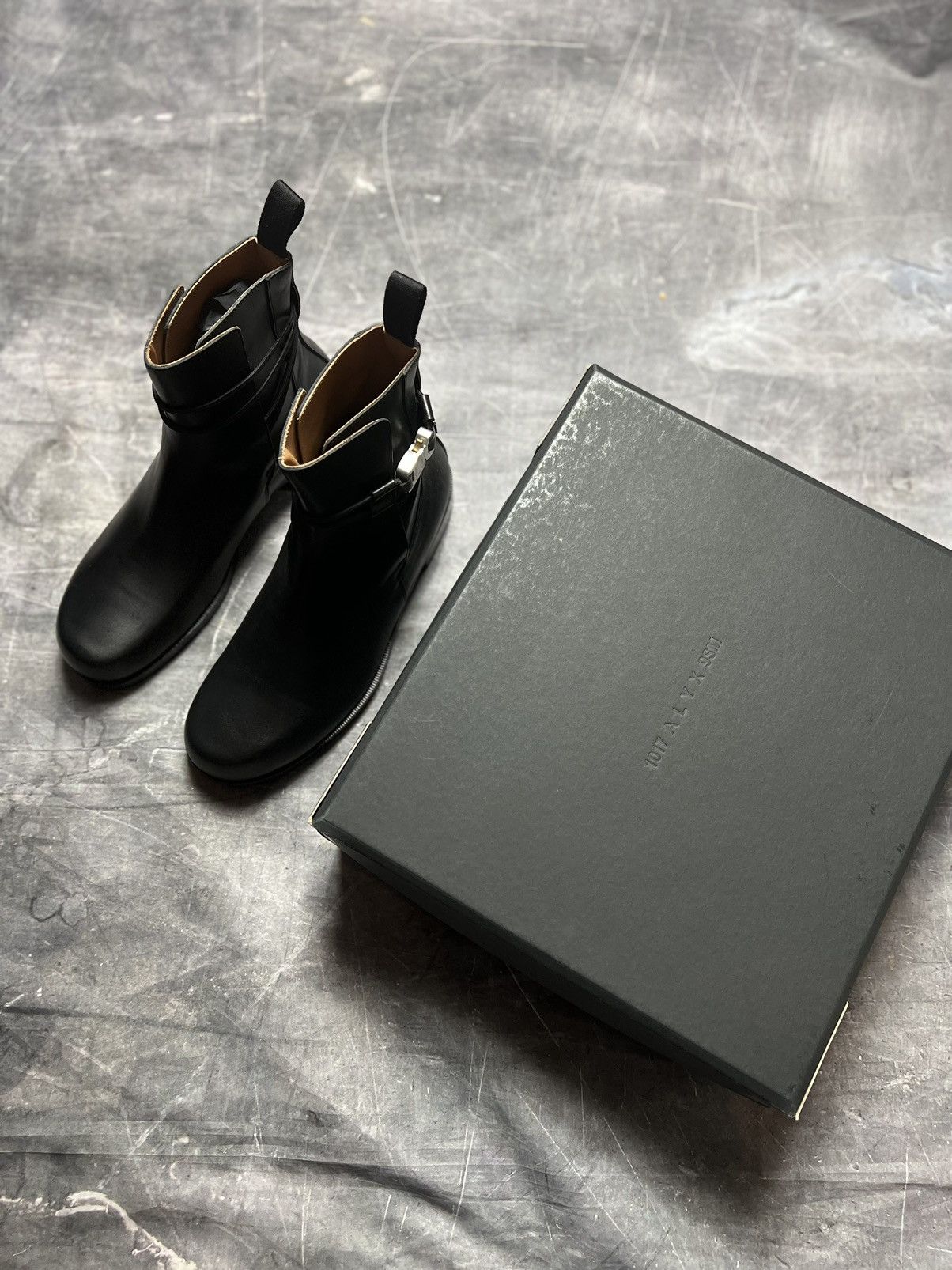 Alyx 1017 ALYX 9SM Buckle Leather Boots | Grailed