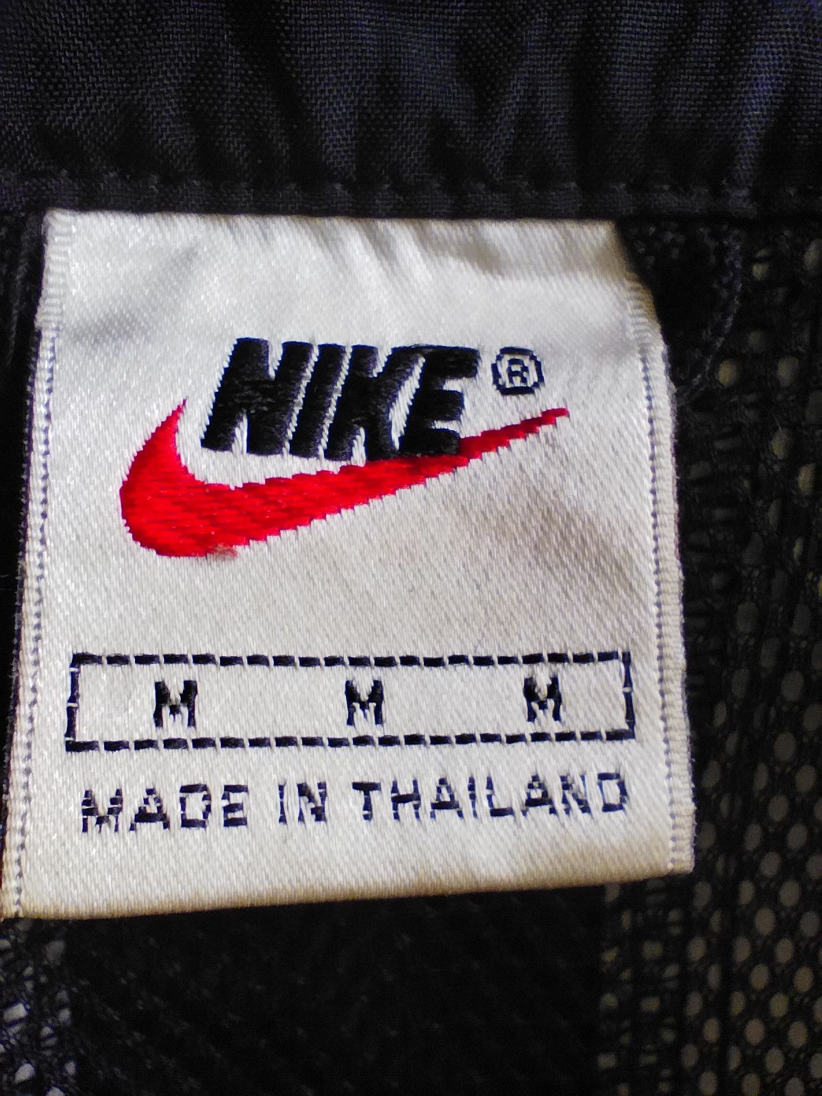 Nike Vtg 90s Nike jacket windbreaker center logo anorak jacket Size US M / EU 48-50 / 2 - 5 Thumbnail