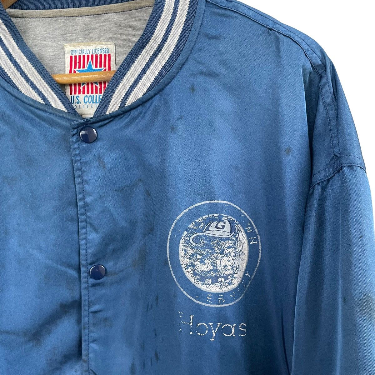 Vintage 💥 90s GEORGETOWN HOYAS VARSITY BOMBER BIG LOGO Size US XXL / EU 58 / 5 - 7 Thumbnail
