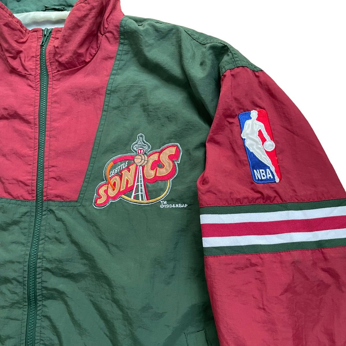 NBA × Pro Player × Vintage RARE💥 90s SEATTLE SONIC NBA BIG LOGO ZIPPER JACKET Size US XL / EU 56 / 4 - 6 Thumbnail