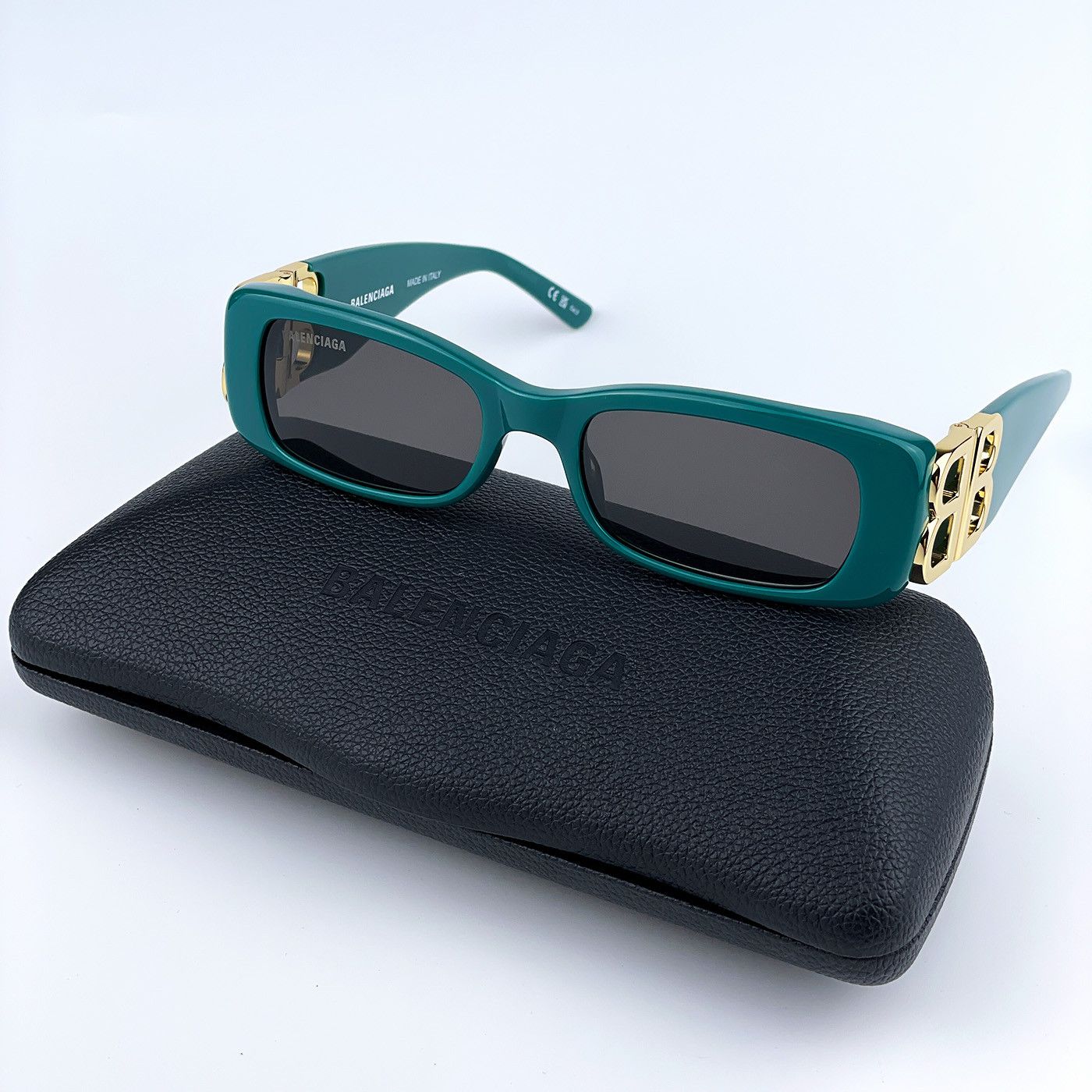 Balenciaga NEW BALENCIAGA BB0253S 005 OVAL GREEN UNISEX