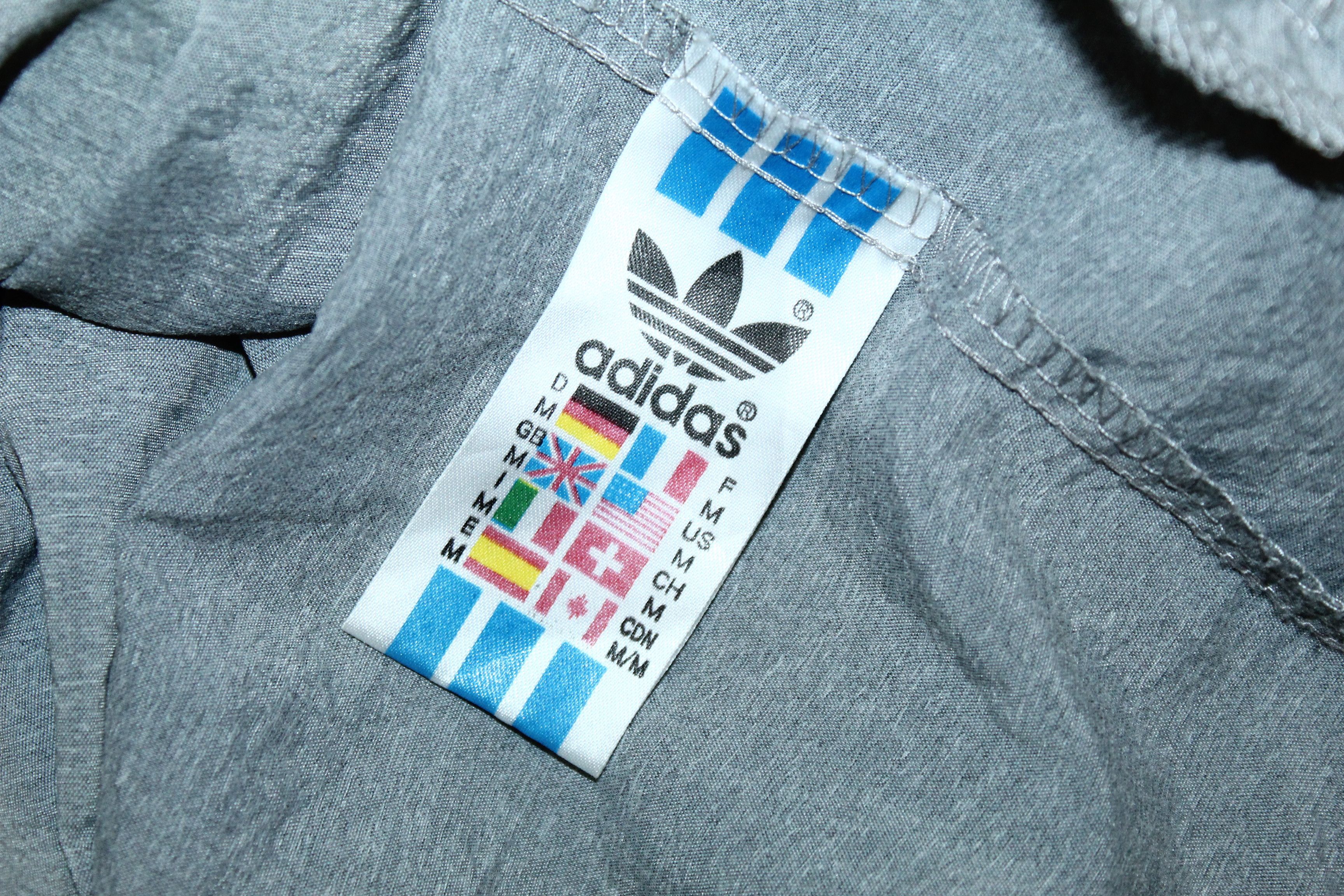 Adidas 💥RARE VTG💥 80s NBA DIKEMBE MUTOMBO #55 ADIDAS Size US M / EU 48-50 / 2 - 6 Thumbnail