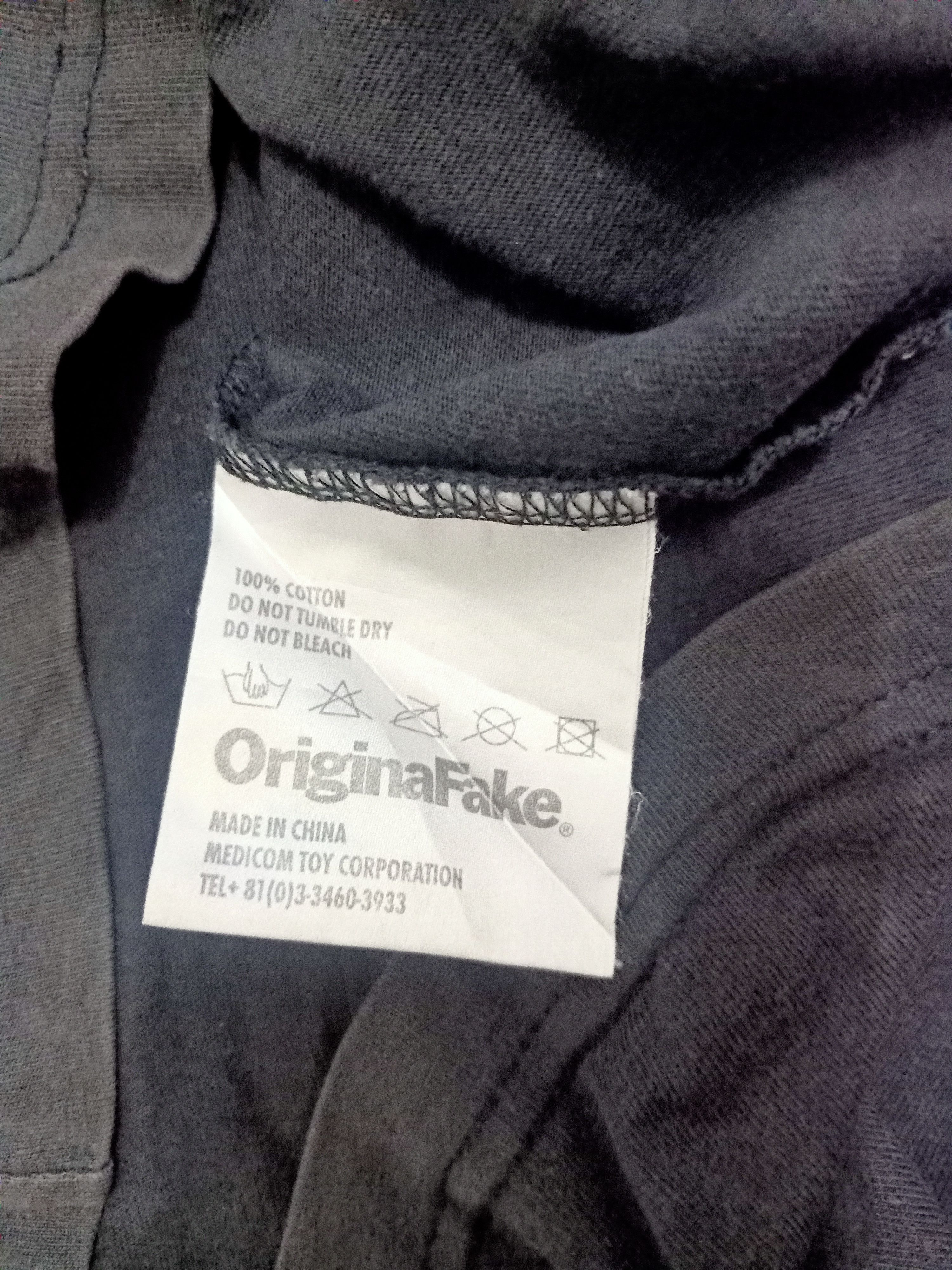Original Fake Original Fake X Kaws X Invincible Size US S / EU 44-46 / 1 - 7 Thumbnail