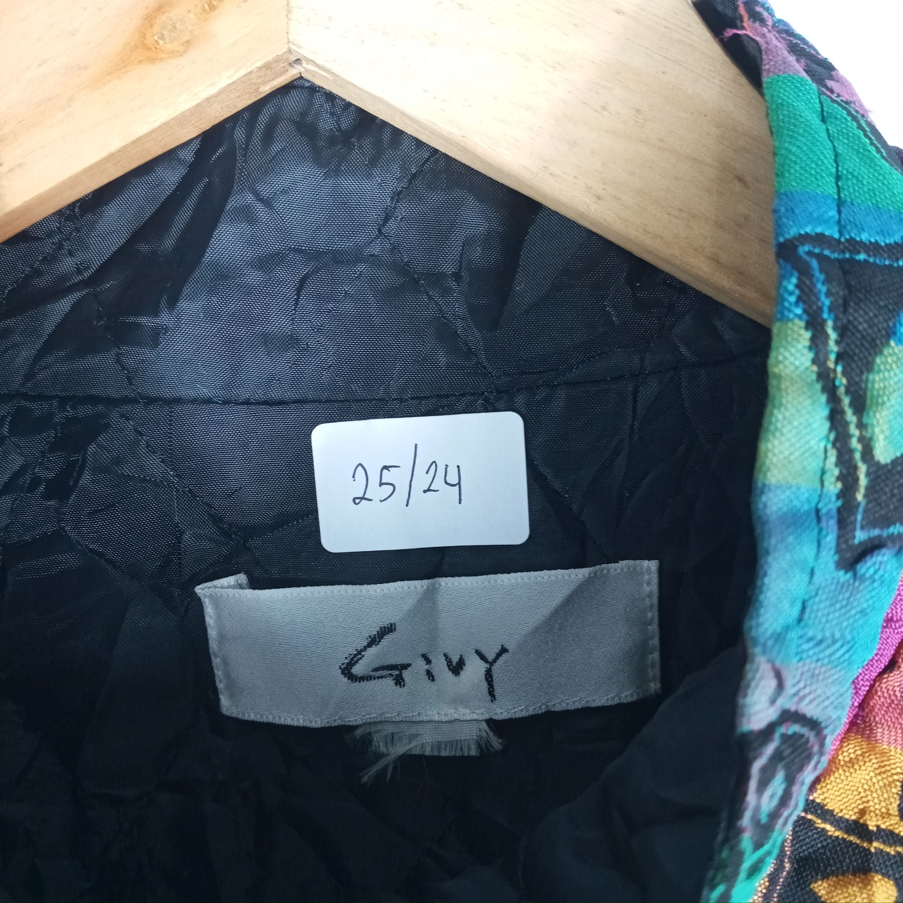 Japanese Brand × Vintage Vintage Japanese Nice Rare Colourful Rainbow Varsity Jacket Size US L / EU 52-54 / 3 - 11 Thumbnail