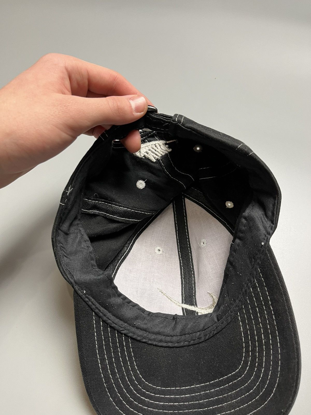 Nike Vintage Nike Cap Hat Small Logo Swoosh One Size Size ONE SIZE - 7 Thumbnail