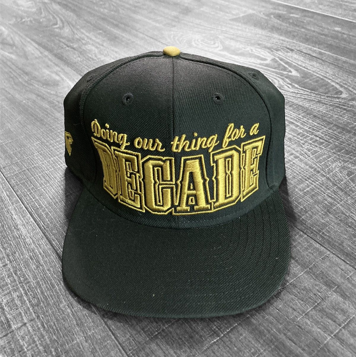 Famous Stars And Straps FAMOUS SAS Friends and Family Exclusive Cap Size ONE SIZE - 1 Thumbnail