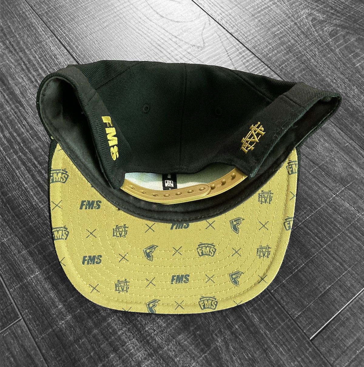 Famous Stars And Straps FAMOUS SAS Friends and Family Exclusive Cap Size ONE SIZE - 4 Thumbnail