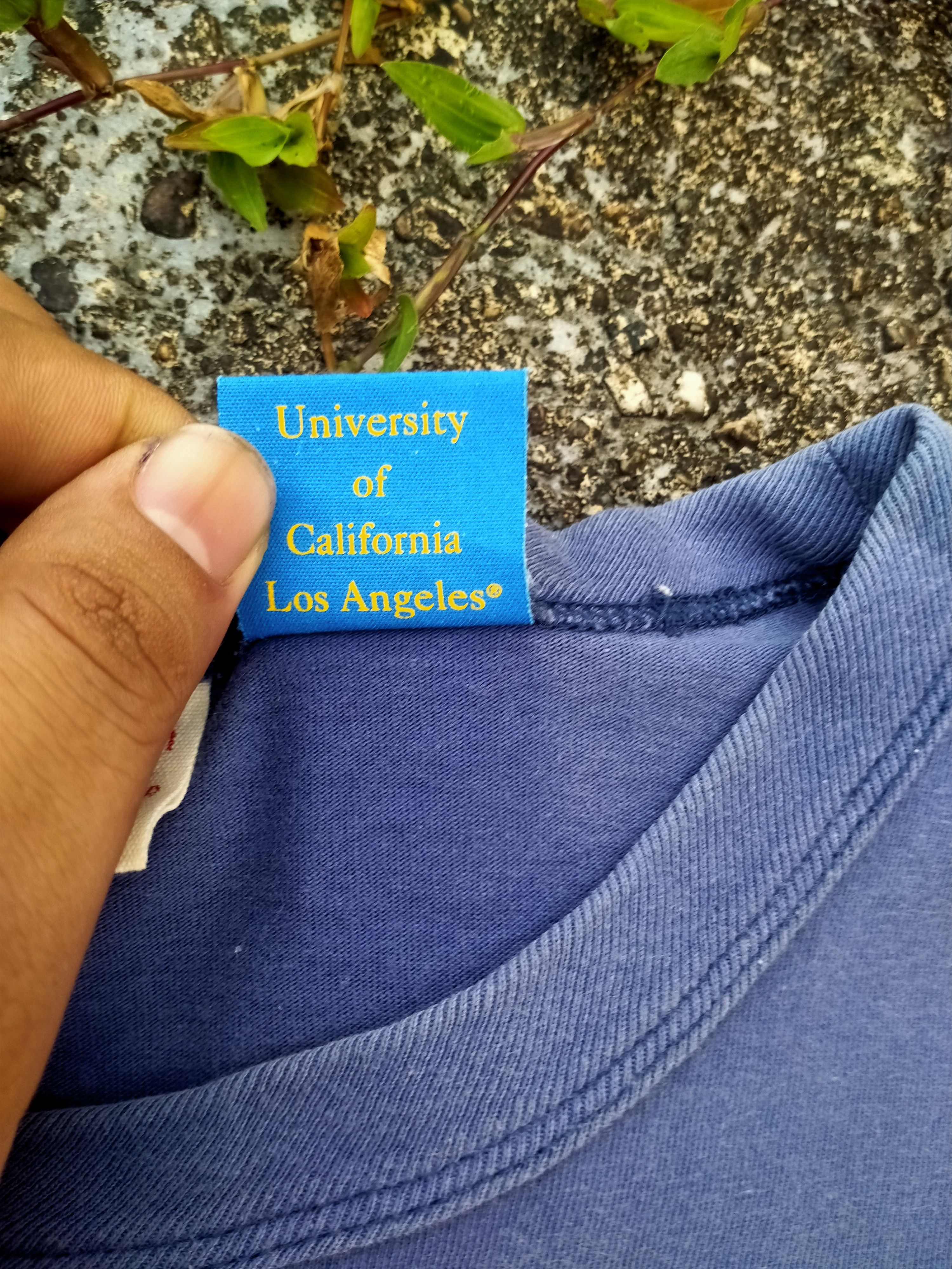 Champion × Vintage CHAMPION X UCLA BIG LOGO SHIRT Size US XL / EU 56 / 4 - 5 Thumbnail