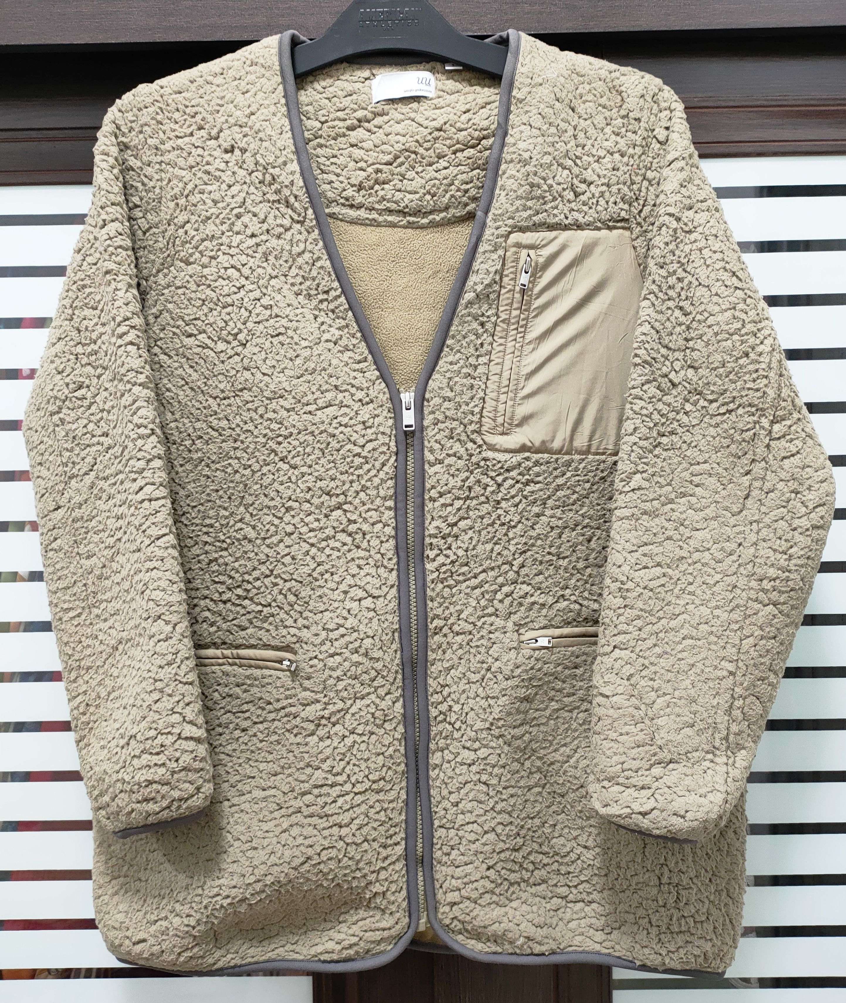Japanese Brand 💥Binding Now ! Uniqlo x Undercover Sweater💥 Size US S / EU 44-46 / 1 - 1 Thumbnail