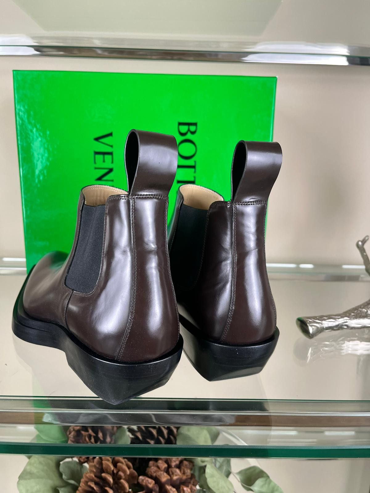 Bottega Veneta Chisel Boots in Osaka Shiny Leather in Dark Brown Size US 13 / EU 46 - 12 Thumbnail