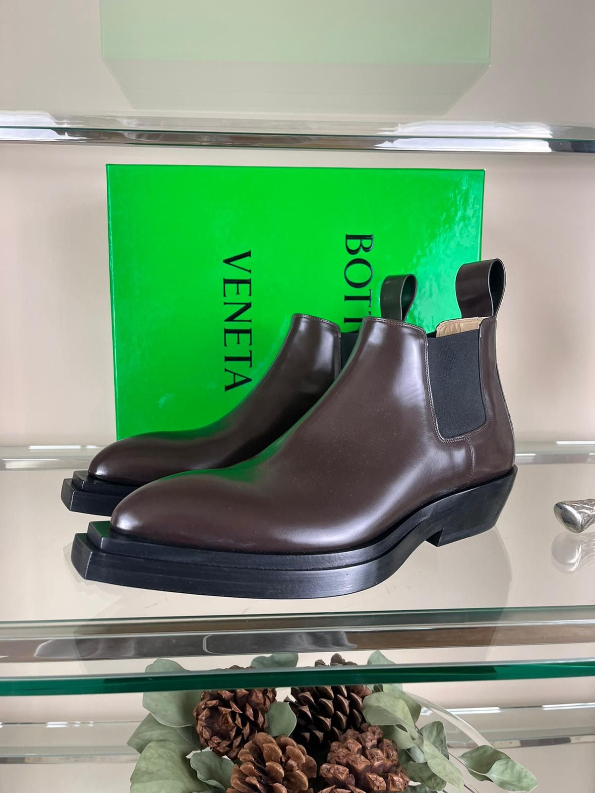 Bottega Veneta Chisel Boots in Osaka Shiny Leather in Dark Brown Size US 13 / EU 46 - 5 Thumbnail