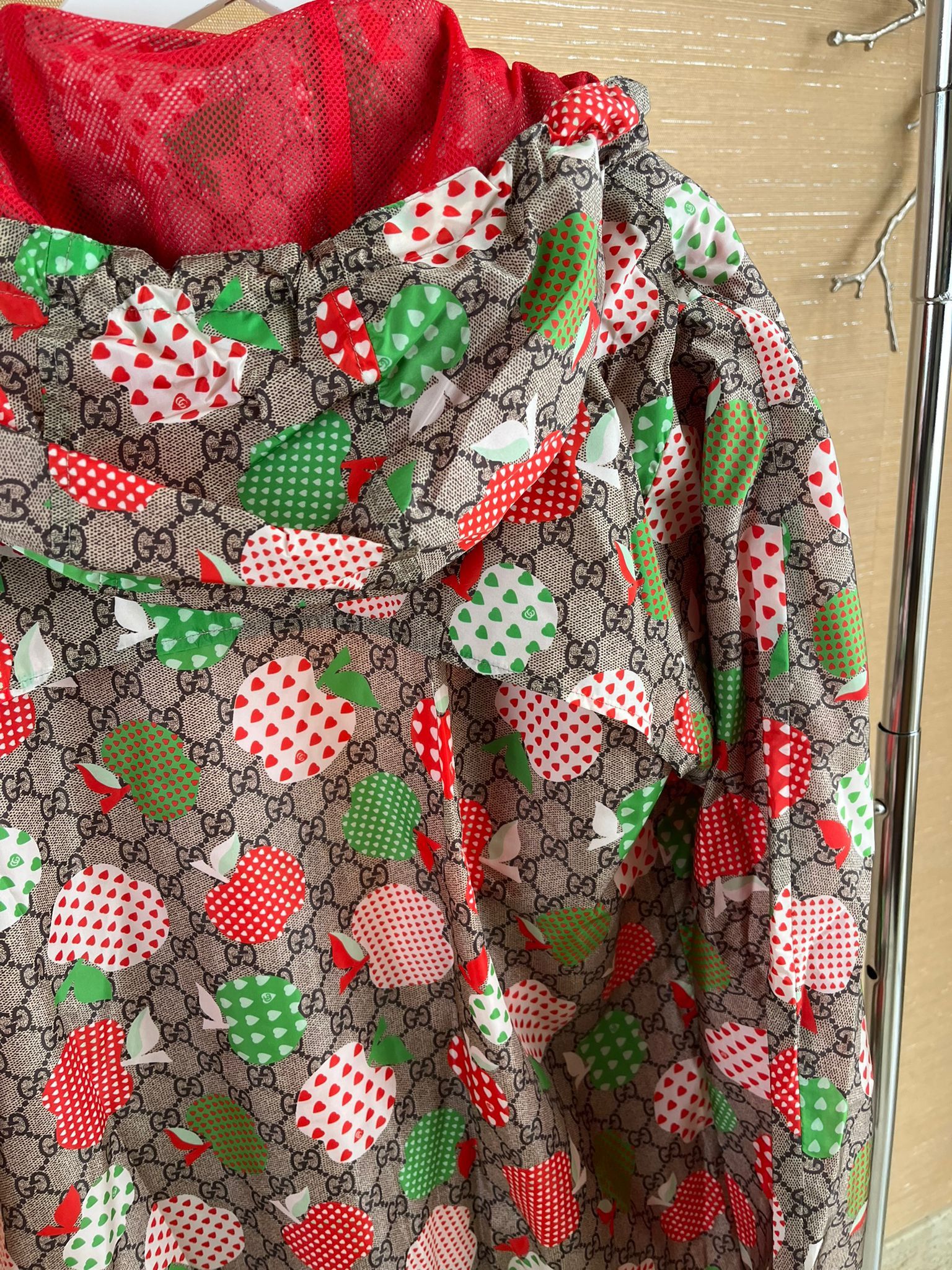 Gucci o1rshd GG Monogram Apple Hearts on Nylon in Light Brown Size US M / EU 48-50 / 2 - 18 Thumbnail