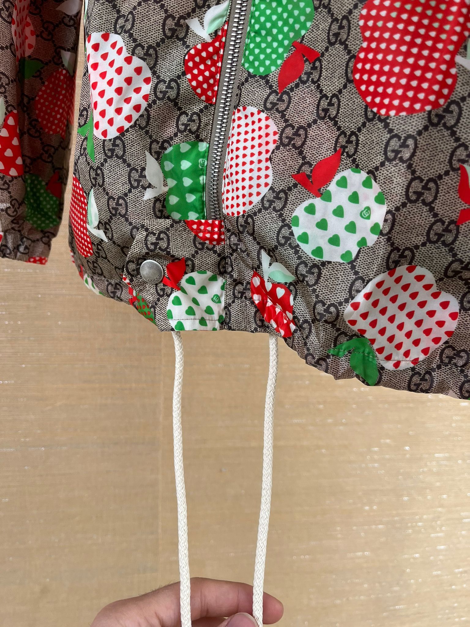 Gucci o1rshd GG Monogram Apple Hearts on Nylon in Light Brown Size US M / EU 48-50 / 2 - 15 Thumbnail