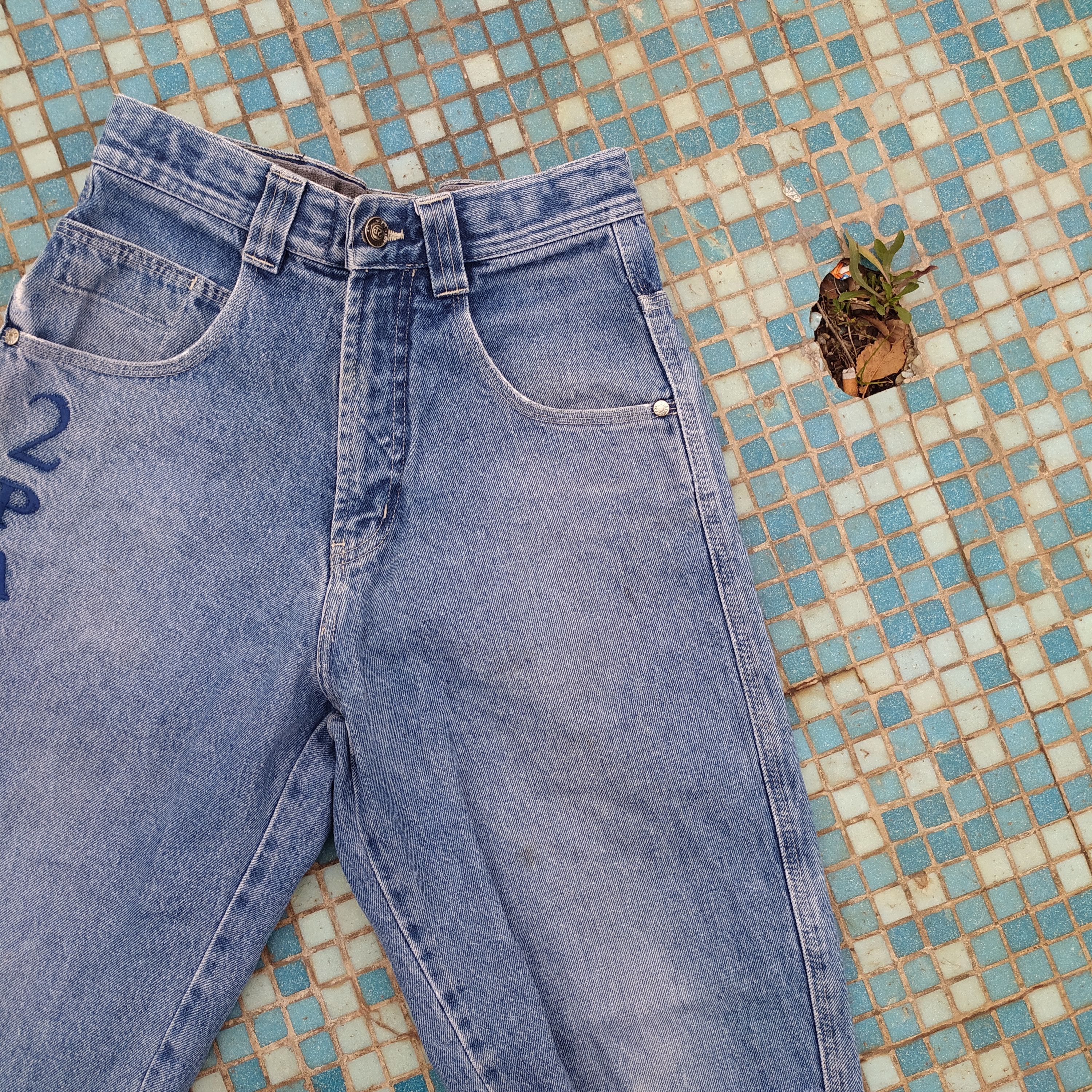 Vintage Rare Vintage 2Pac cropped denim jeans Rap shorts Size US 26 / EU 42 - 9 Thumbnail