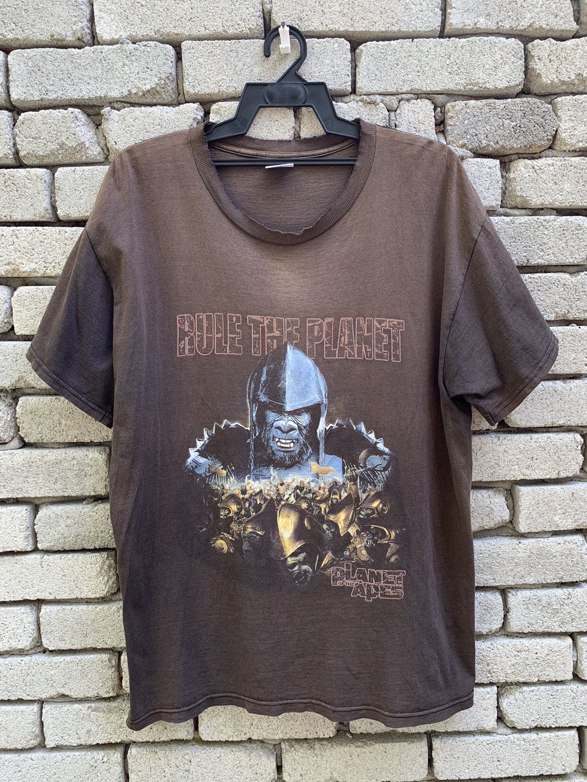 Vintage Distressed Vintage Planet Of The Apes Rule The World Tee Size US L / EU 52-54 / 3 - 2 Thumbnail