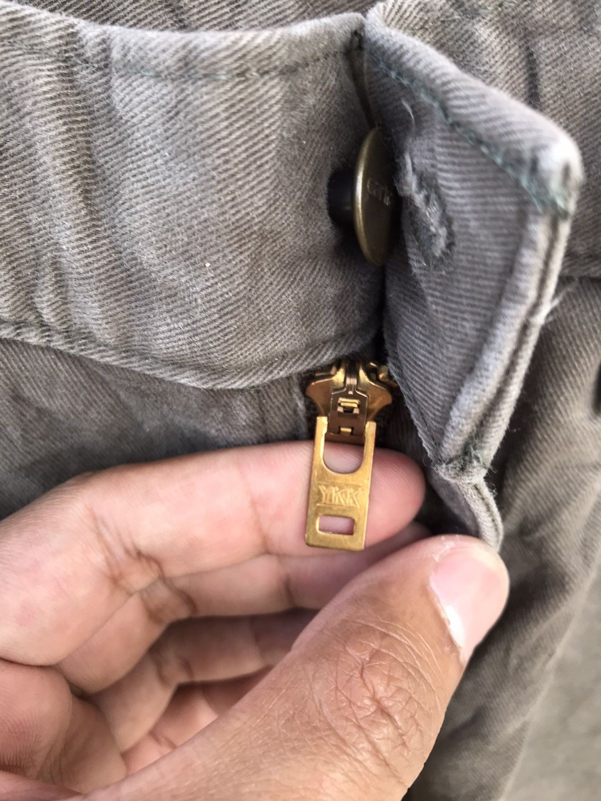 Carhartt Vintage Carhartt Work Pants Distressed Logo Patch at Back Size US 36 / EU 52 - 5 Thumbnail