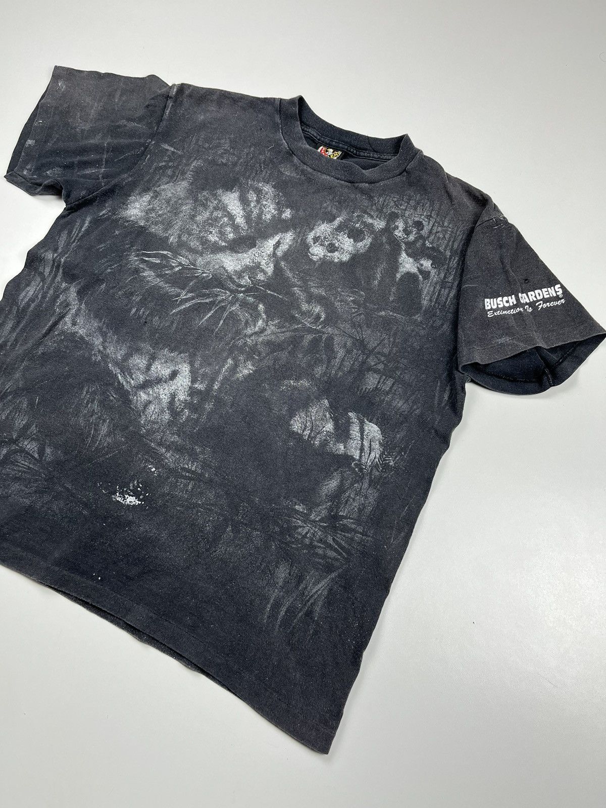 Other Vintage 3D Emblem Pandas T-shirt Nature USA Made Faded Size US L / EU 52-54 / 3 - 2 Thumbnail