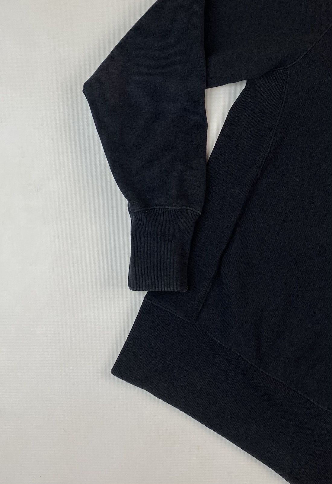 Champion × Vintage Mens Vintage Champion Sweatshirt Size L Size US L / EU 52-54 / 3 - 5 Thumbnail