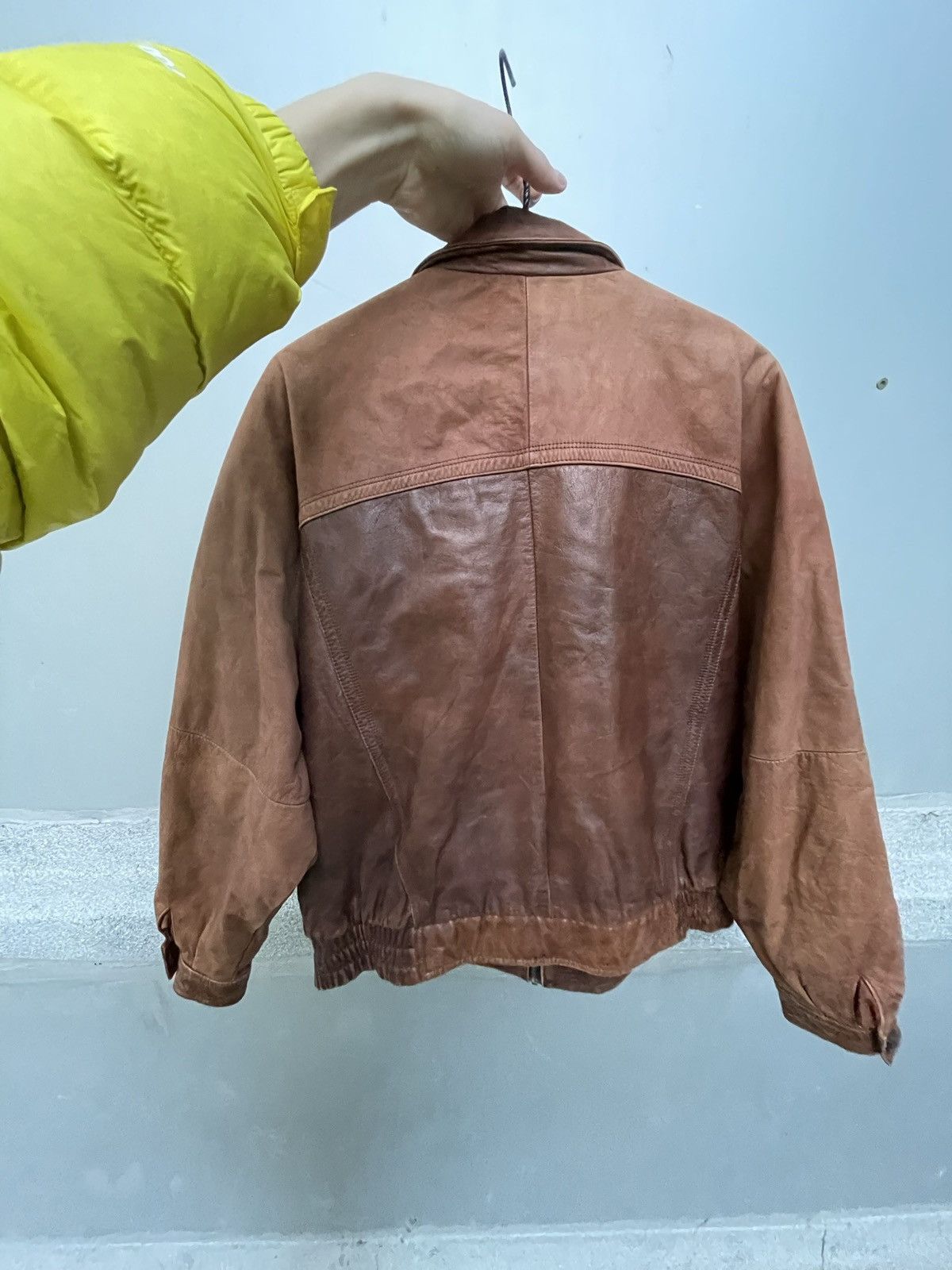 Vintage Vintage Leather jacket Italian Designer Size US L / EU 52-54 / 3 - 14 Thumbnail