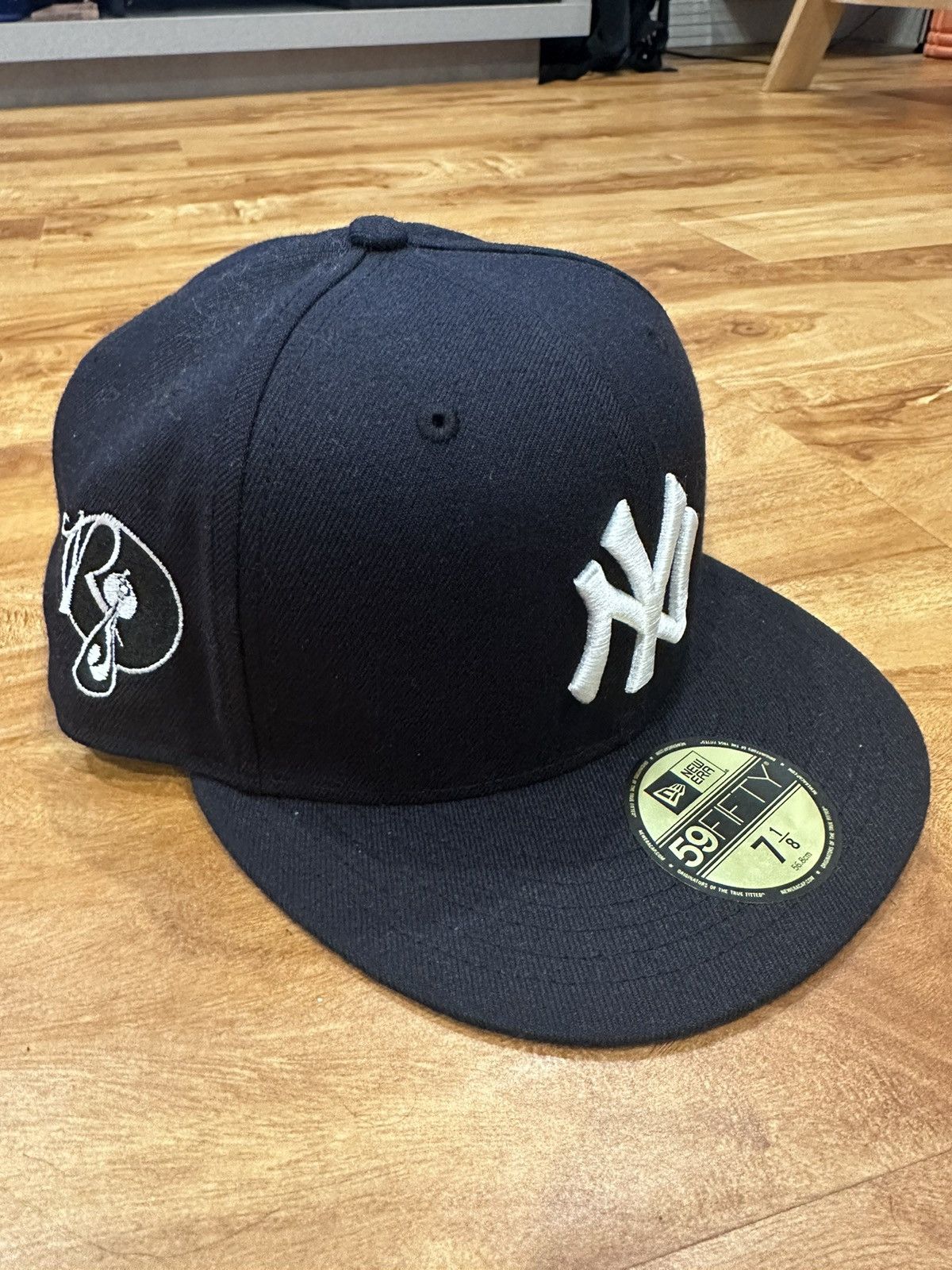 Jay-Z × New Era New York Yankees “Roc a Fella Records” Fitted Har