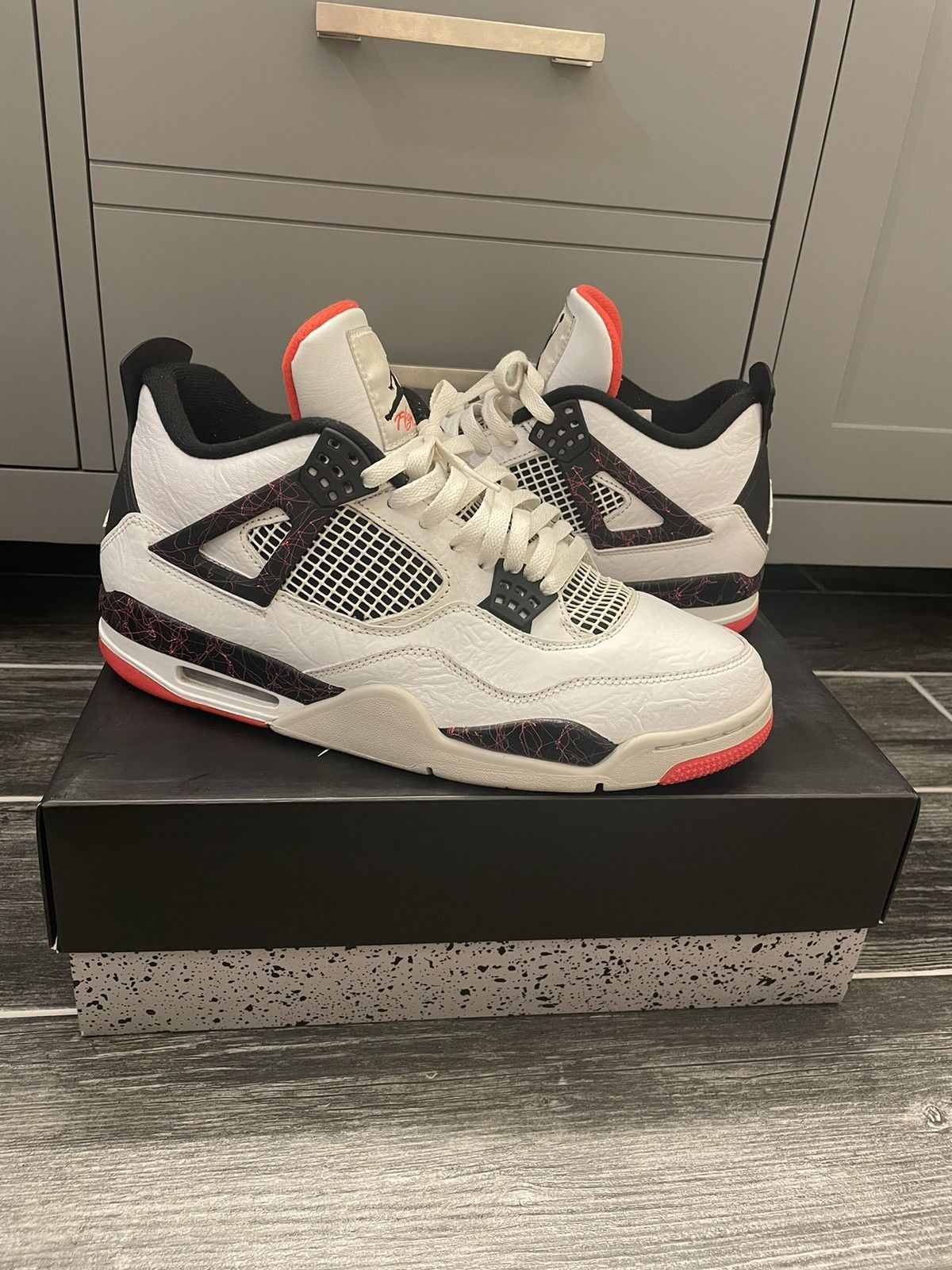 retro 4 flight
