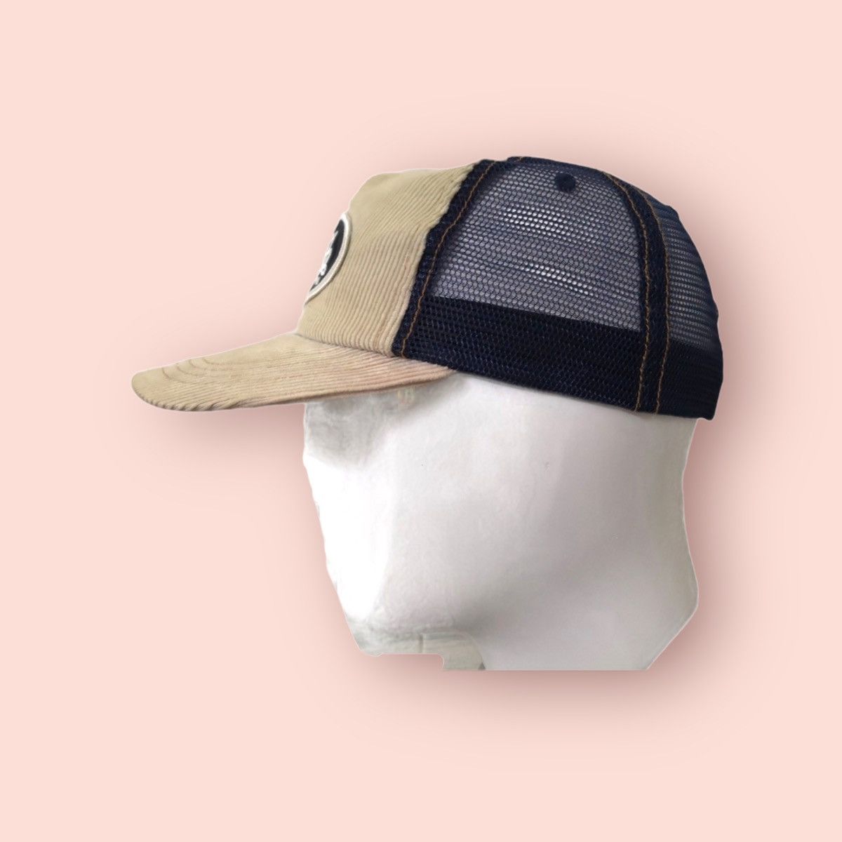Von Dutch VINTAGE VON DUTCH CORDUROY TRUCKER SNAPBACK Size ONE SIZE - 7 Thumbnail