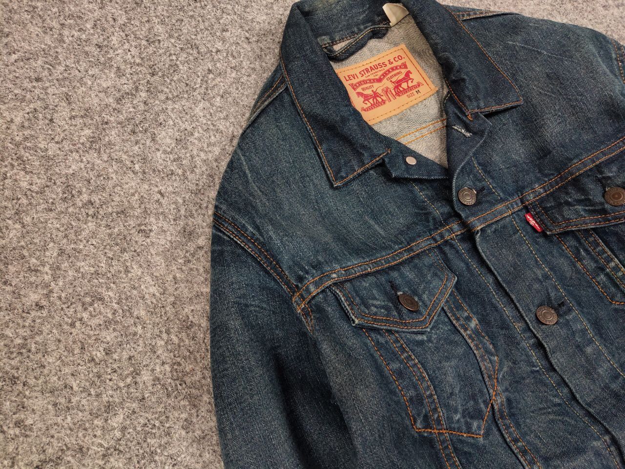 Levi's Vintgae Levis Dark Wash Denim Trucker Jean Jacket Button Up Size US M / EU 48-50 / 2 - 7 Thumbnail