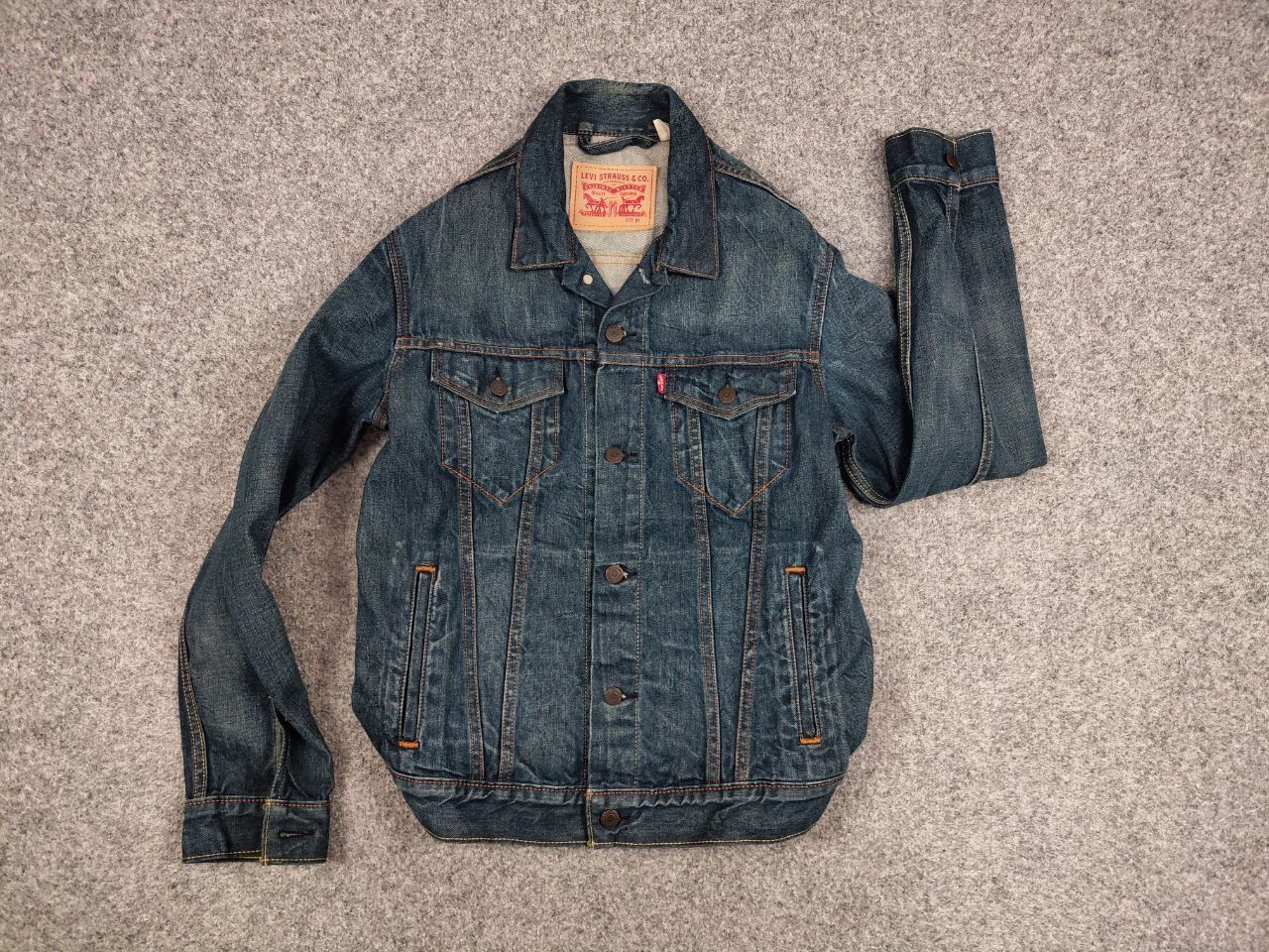 Levi's Vintgae Levis Dark Wash Denim Trucker Jean Jacket Button Up Size US M / EU 48-50 / 2 - 15 Thumbnail
