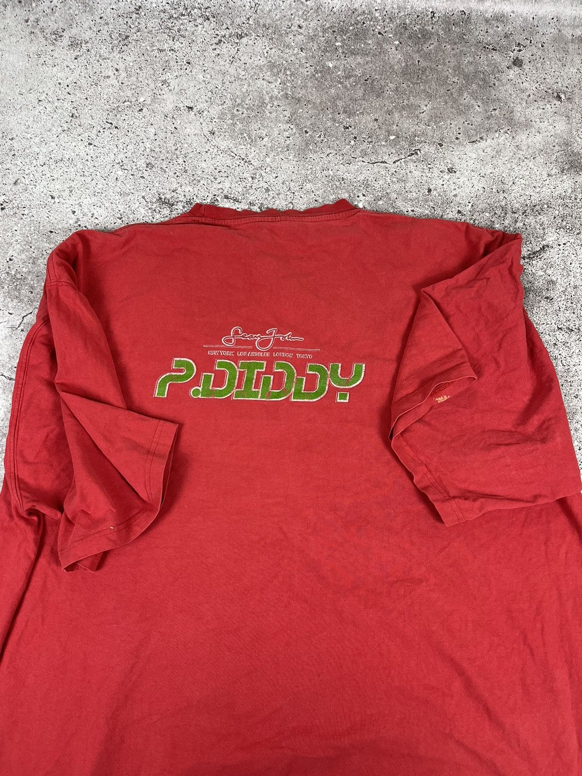 Rap Tees × Vintage Puff Diddy Sean John Vintage 00s Red T Shirt Size US XXL / EU 58 / 5 - 2 Thumbnail