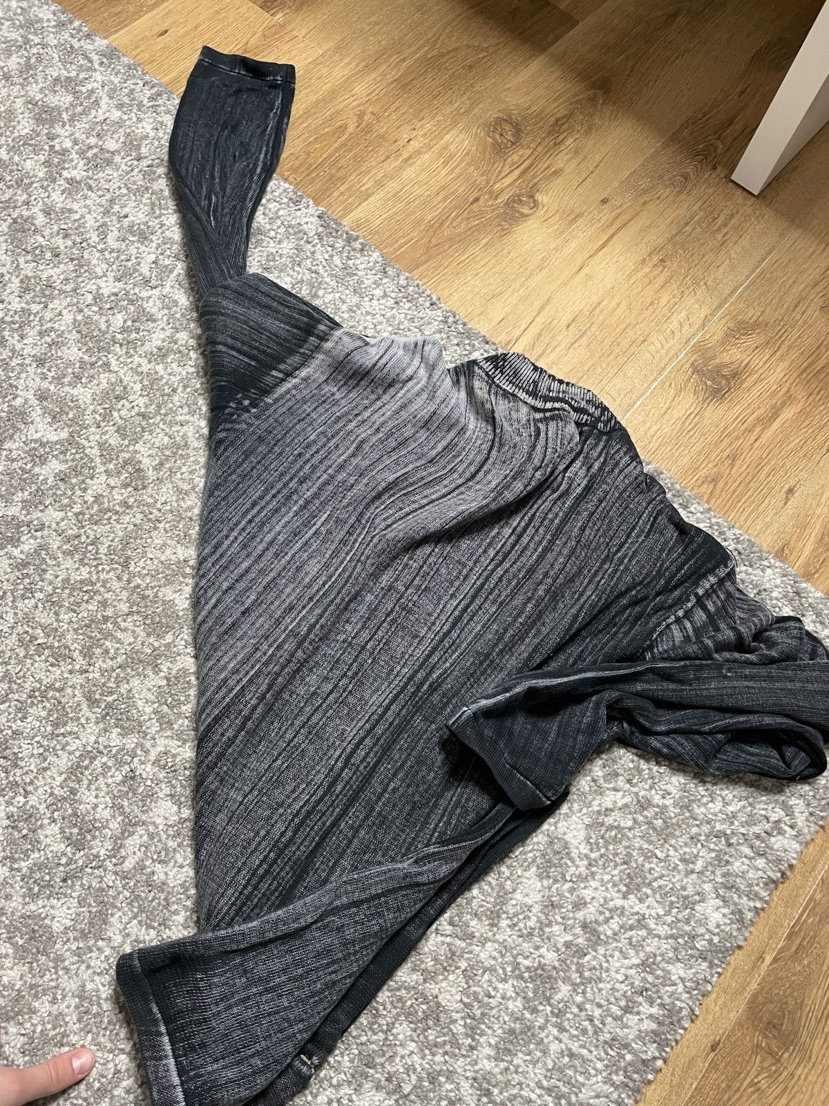 Vintage Vintage Grey Black Spray Striped Zip Knitwear Sweater Size US L / EU 52-54 / 3 - 5 Thumbnail