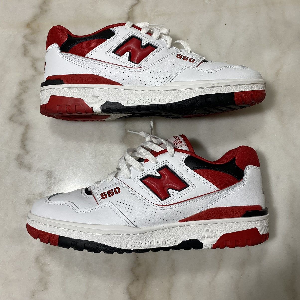 New balance ‘white team red’ 550